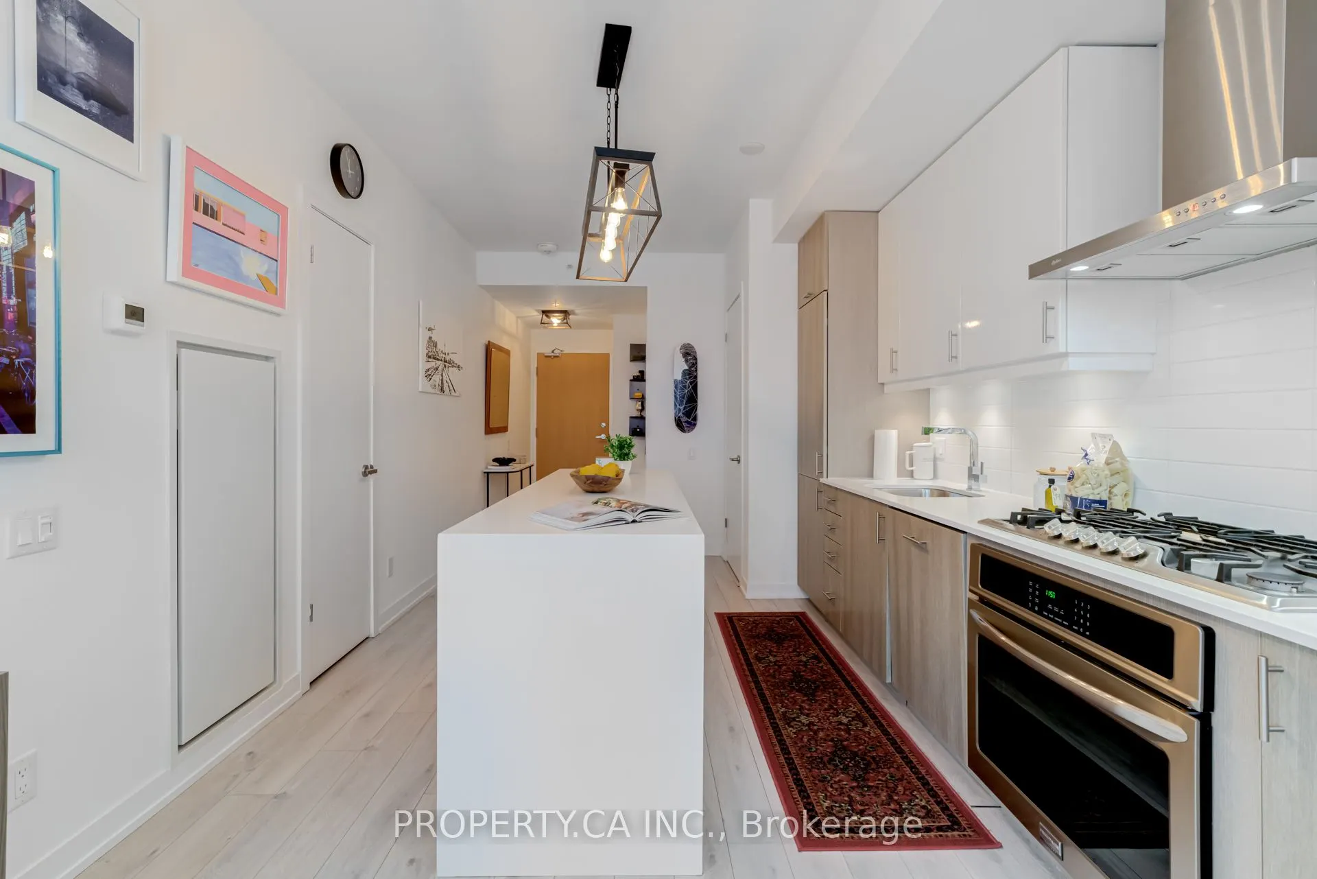 38 Howard Park Avenue, #212