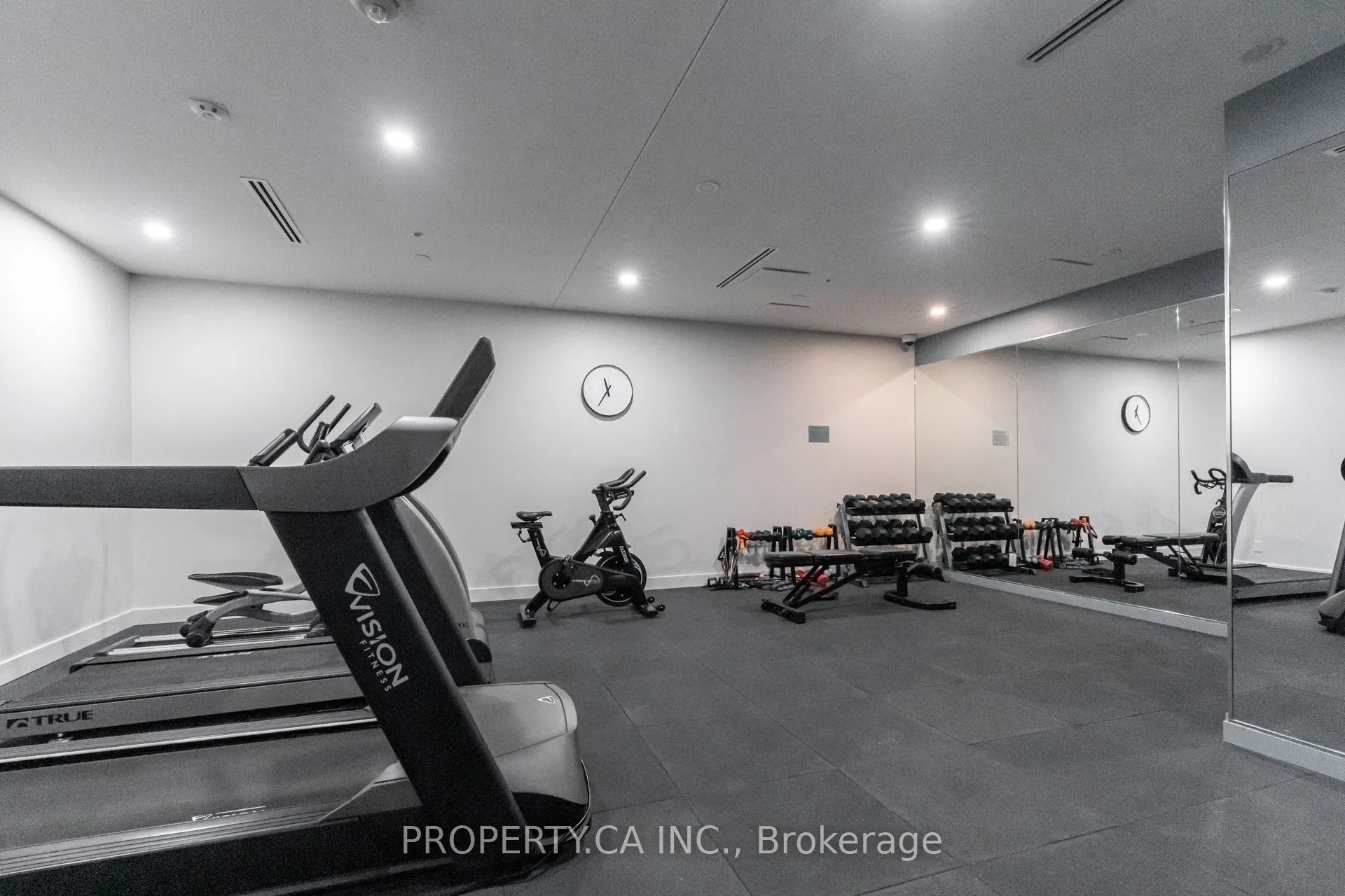 38 Howard Park Avenue, #212