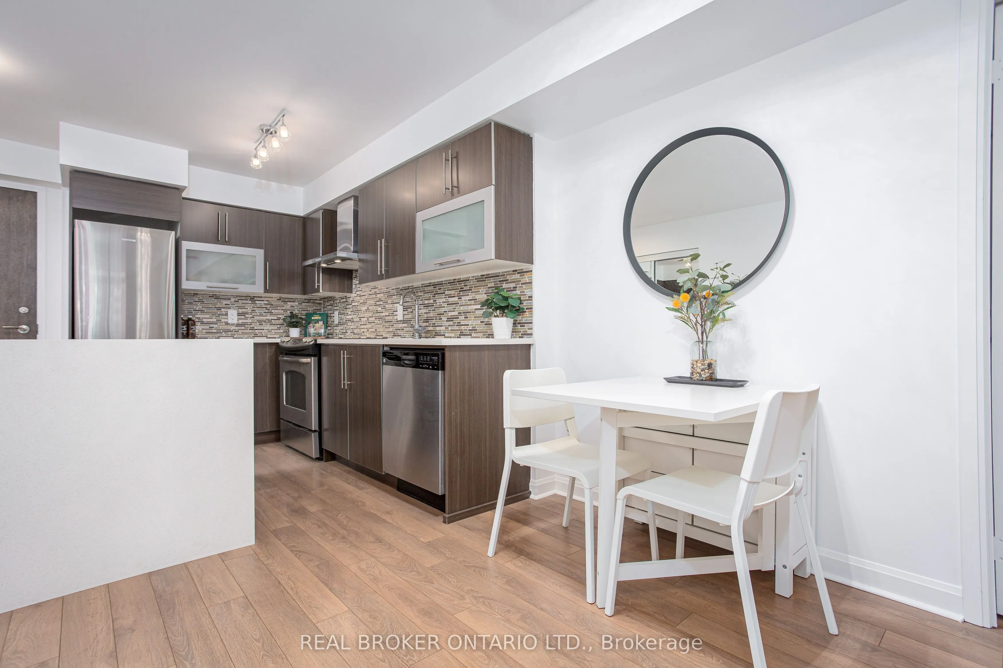 1 Michael Power Place, #1603