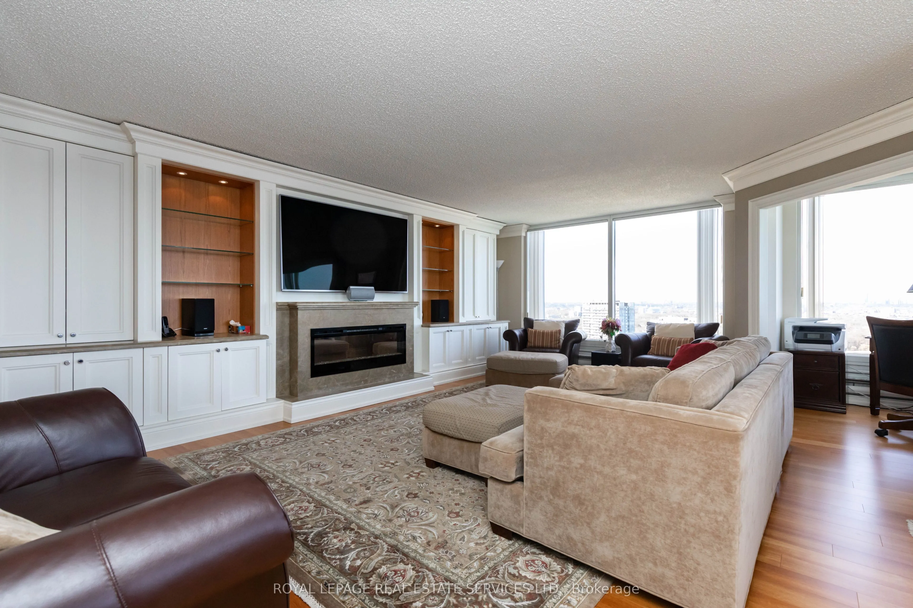 1 Palace Pier Court, #4201