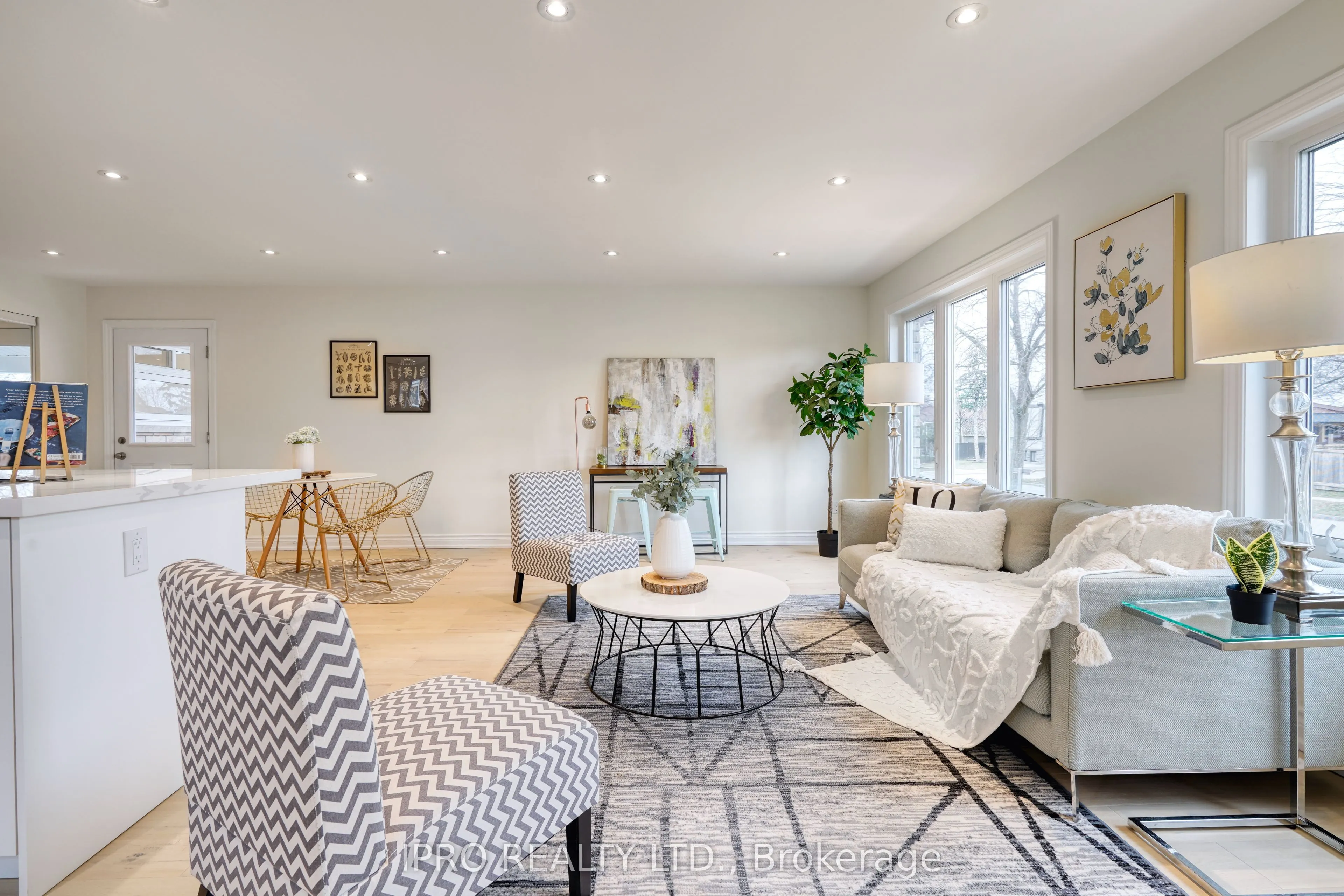 33 Orpington Crescent