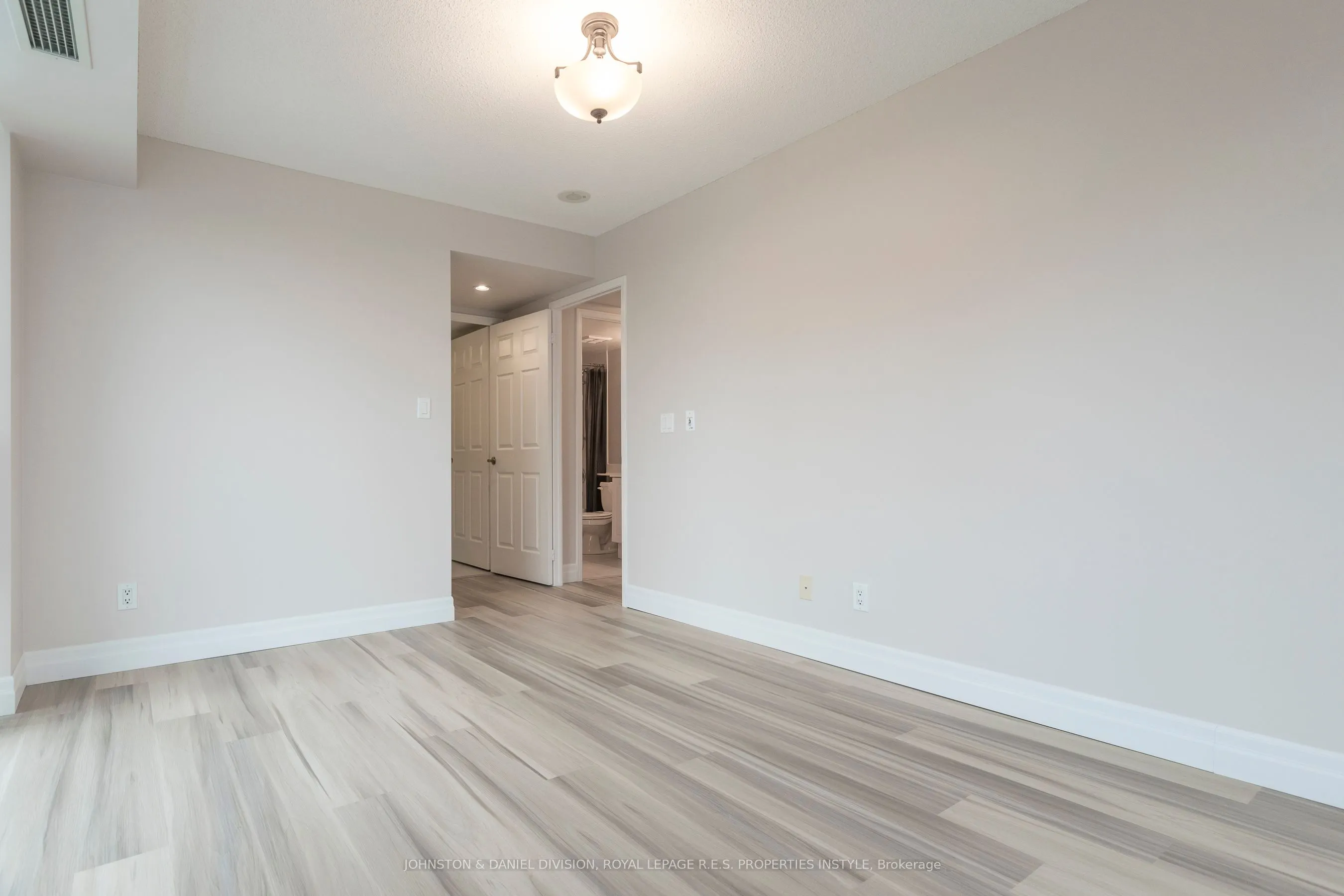 9 Michael Power Place, #1010