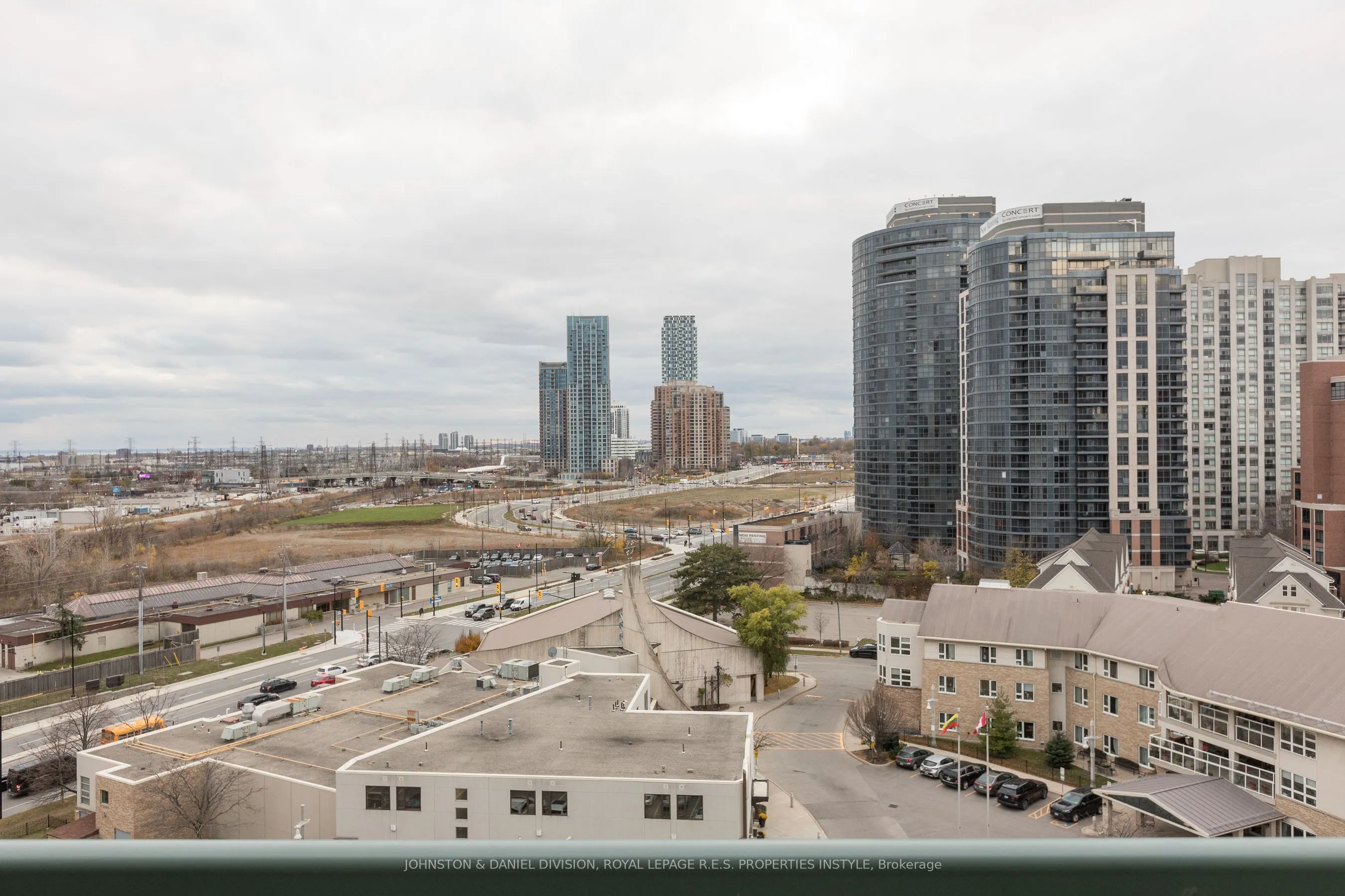 9 Michael Power Place, #1010