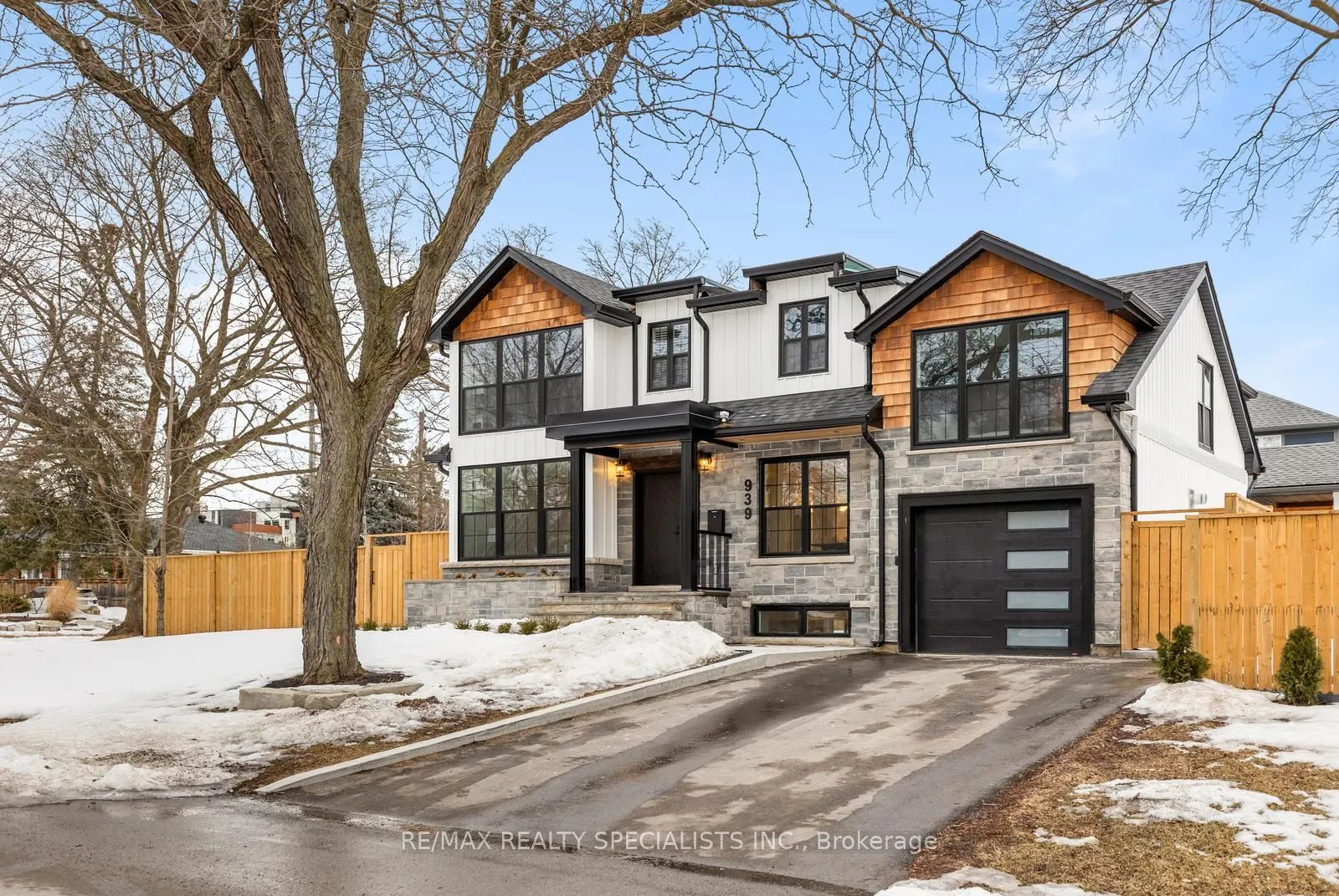 939 TEAL Drive