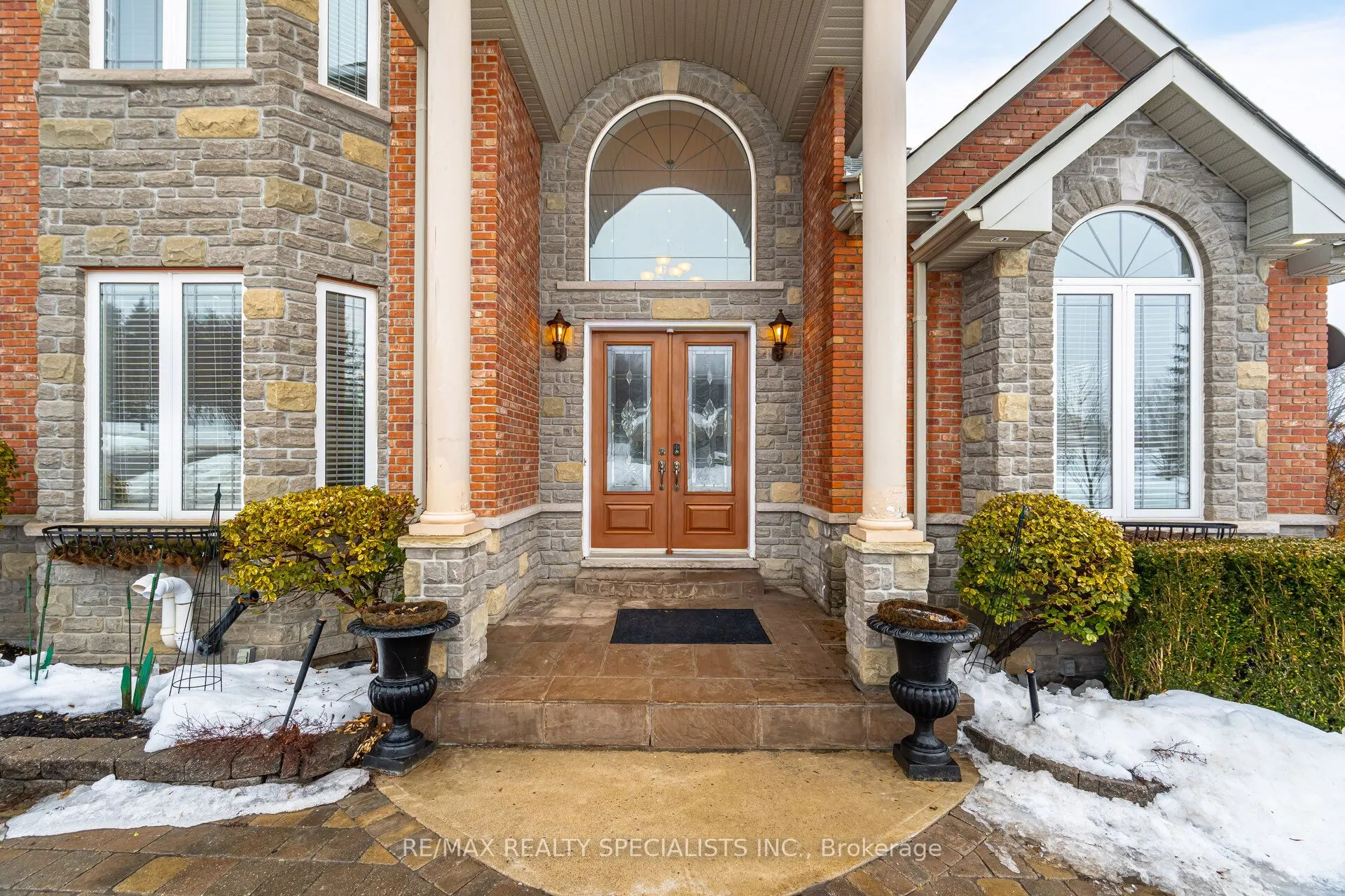 3 Valley Hill Drive