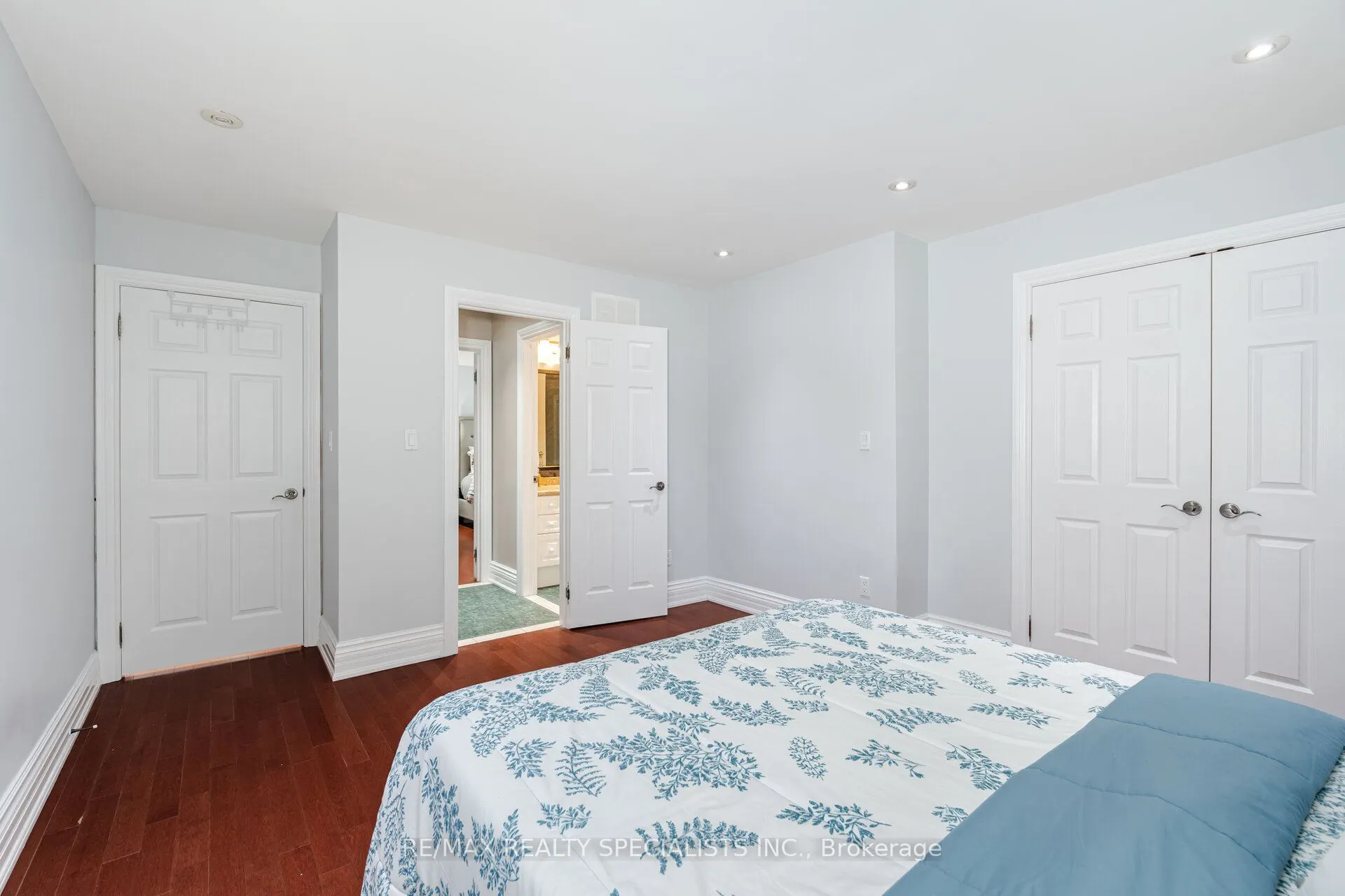 3 Valley Hill Drive