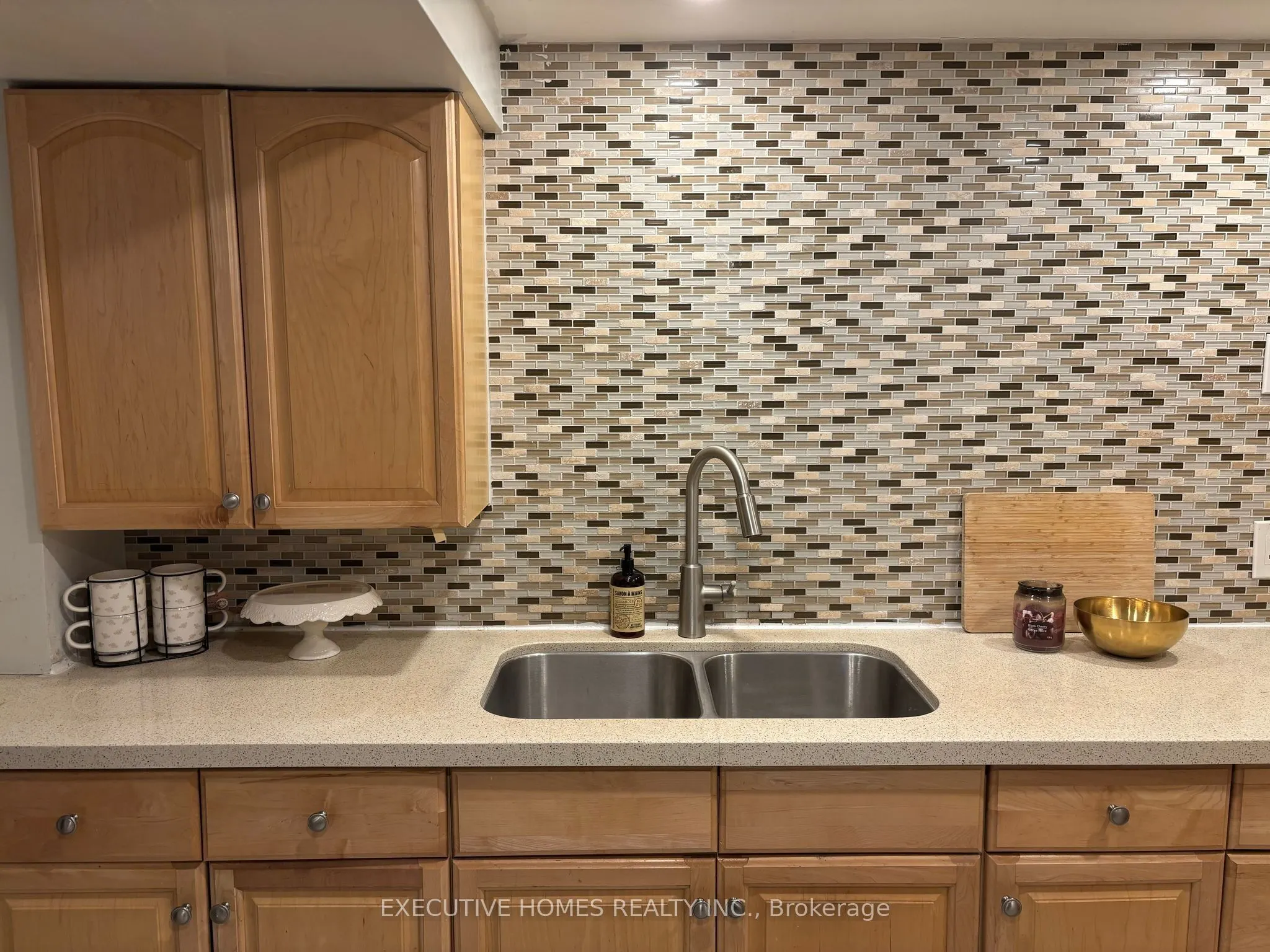 2271 Truscott Drive