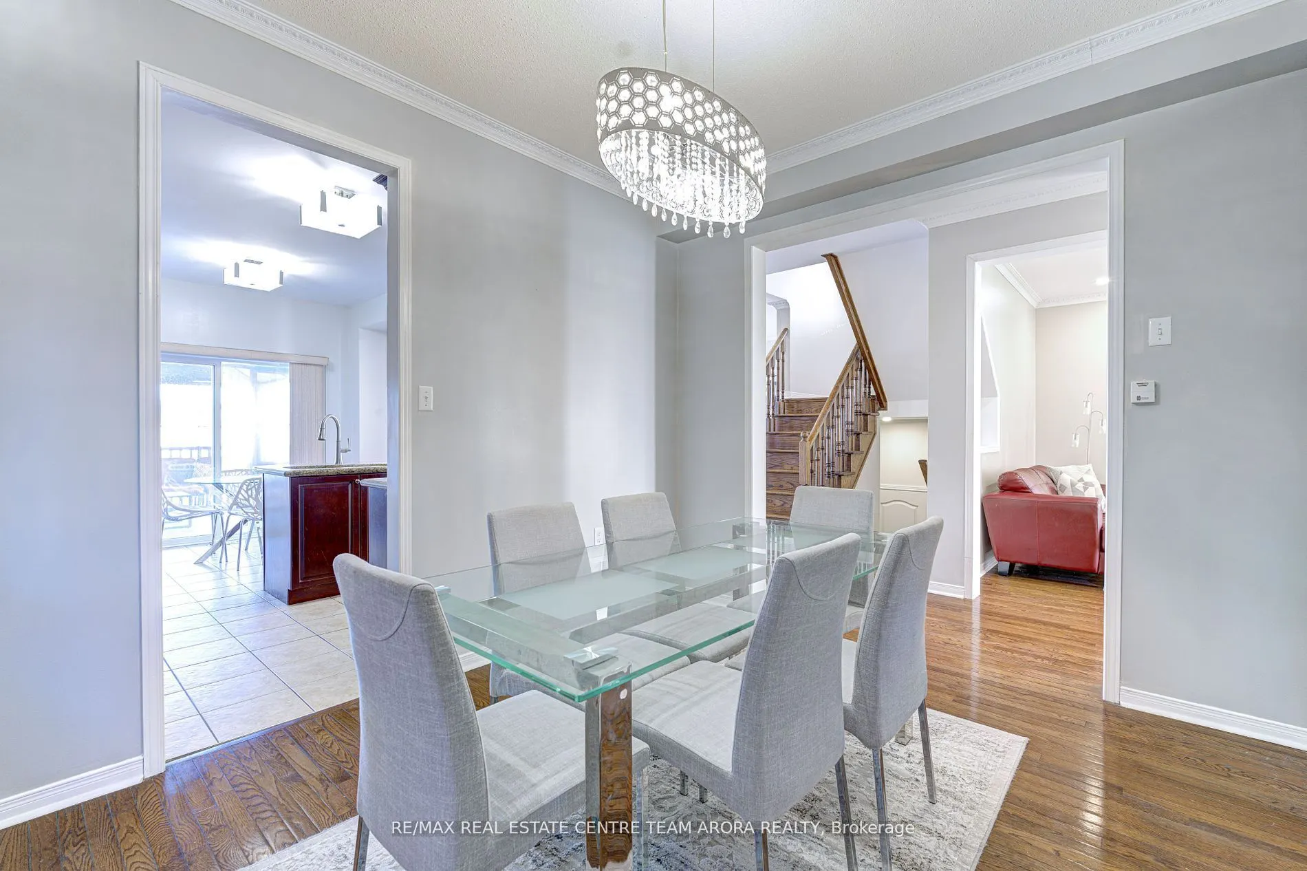 15 Roundstone Drive