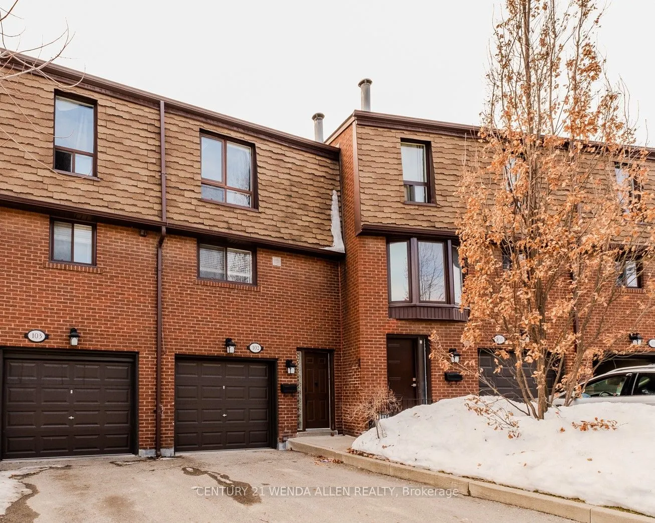 3395 Cliff Road N, #102