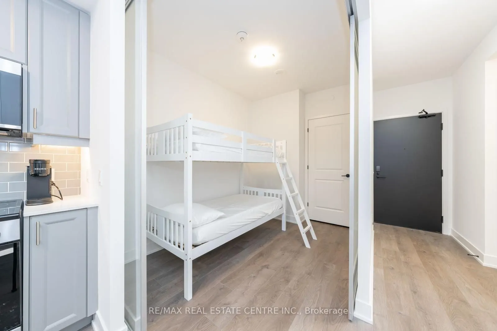 2343 Khalsa Gate, #313