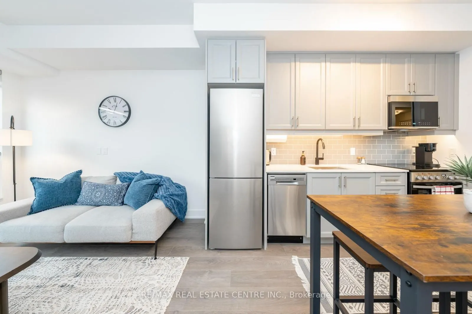 2343 Khalsa Gate, #313