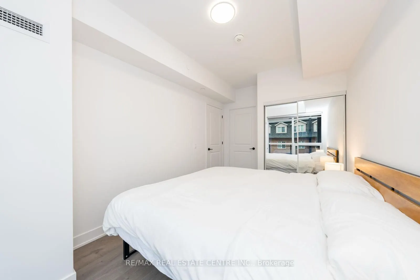2343 Khalsa Gate, #313
