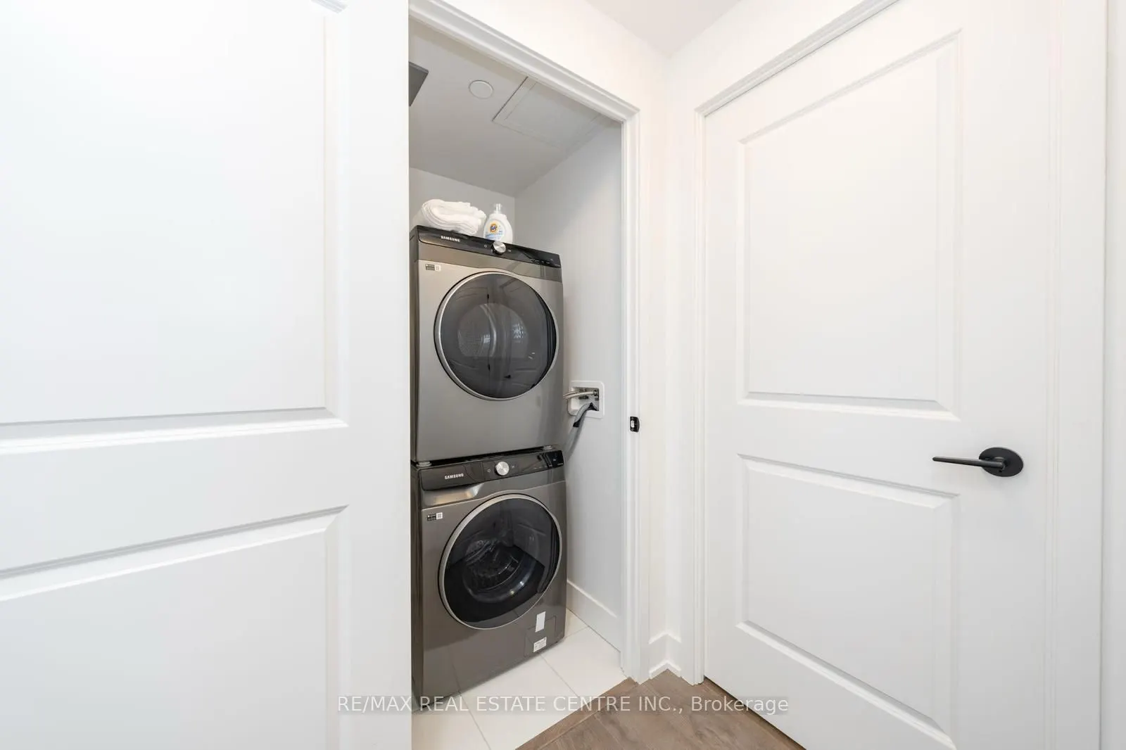 2343 Khalsa Gate, #313