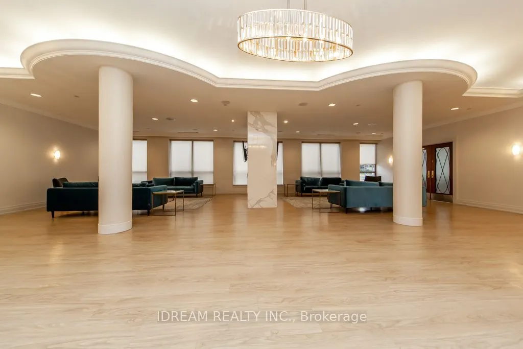 5229 Dundas Street W, #907