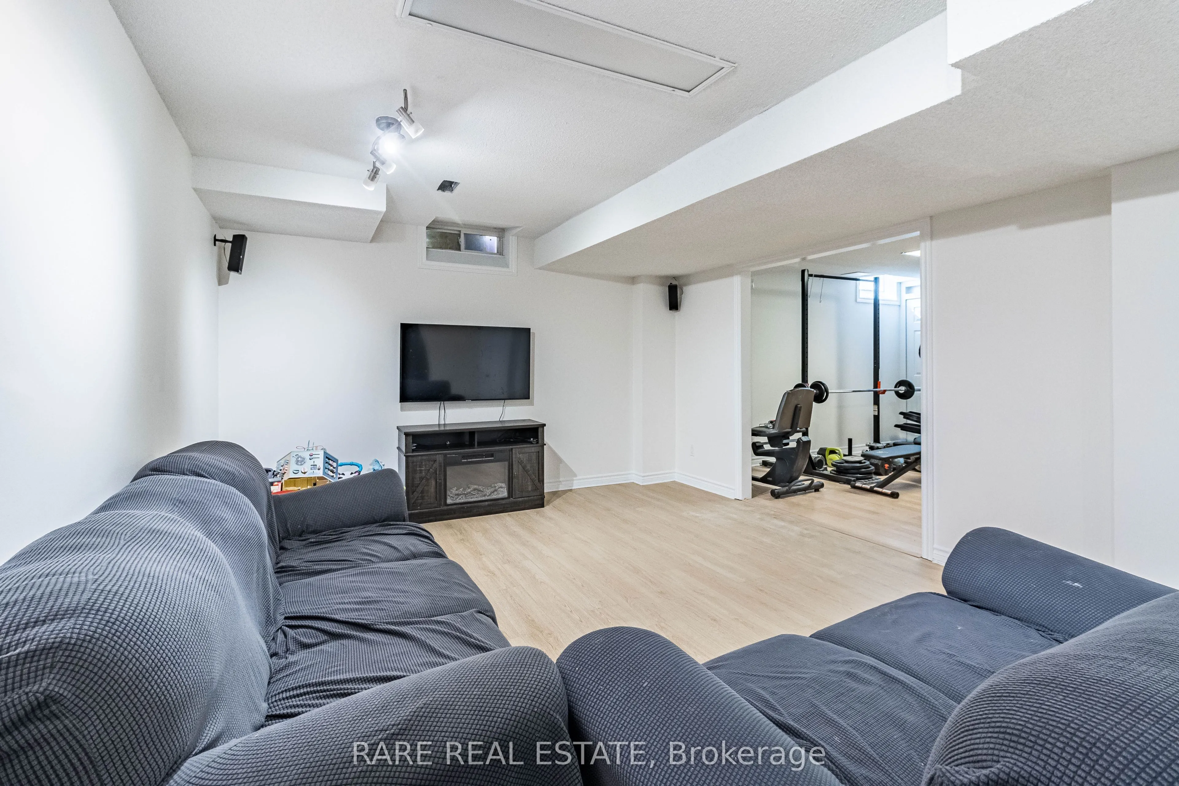 46 Bottomwood Street
