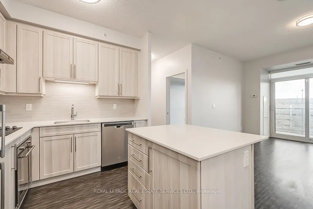 2081 Fairview Street, #602