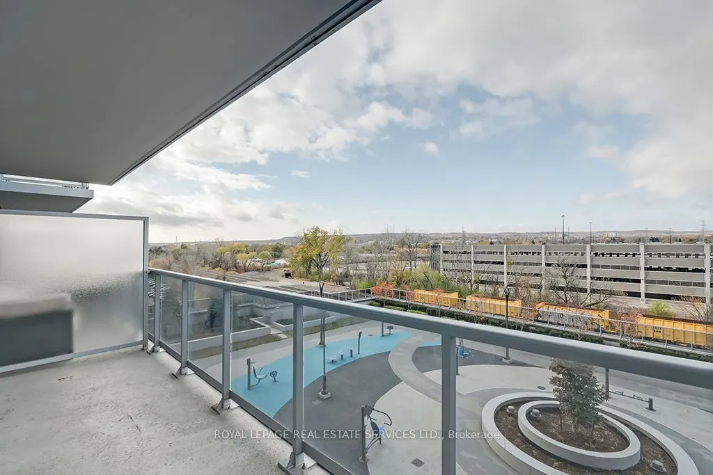 2081 Fairview Street, #602