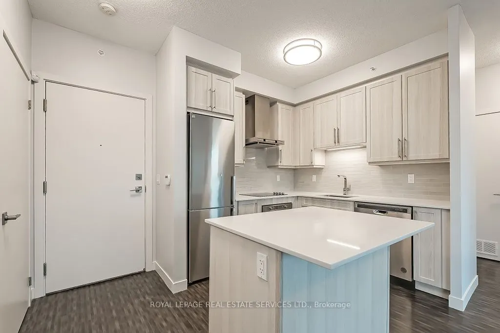 2081 Fairview Street, #602