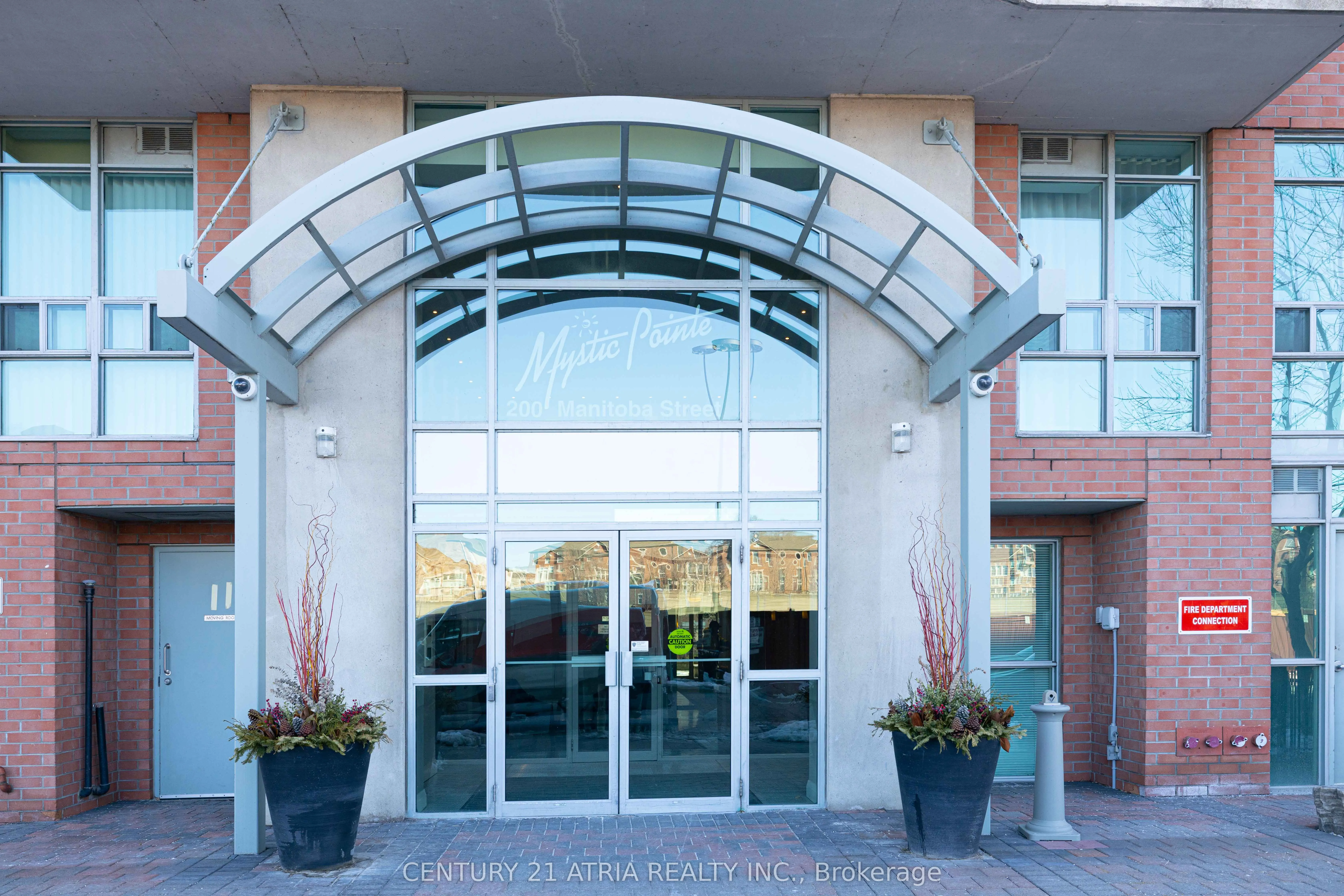 200 Manitoba Street, #401