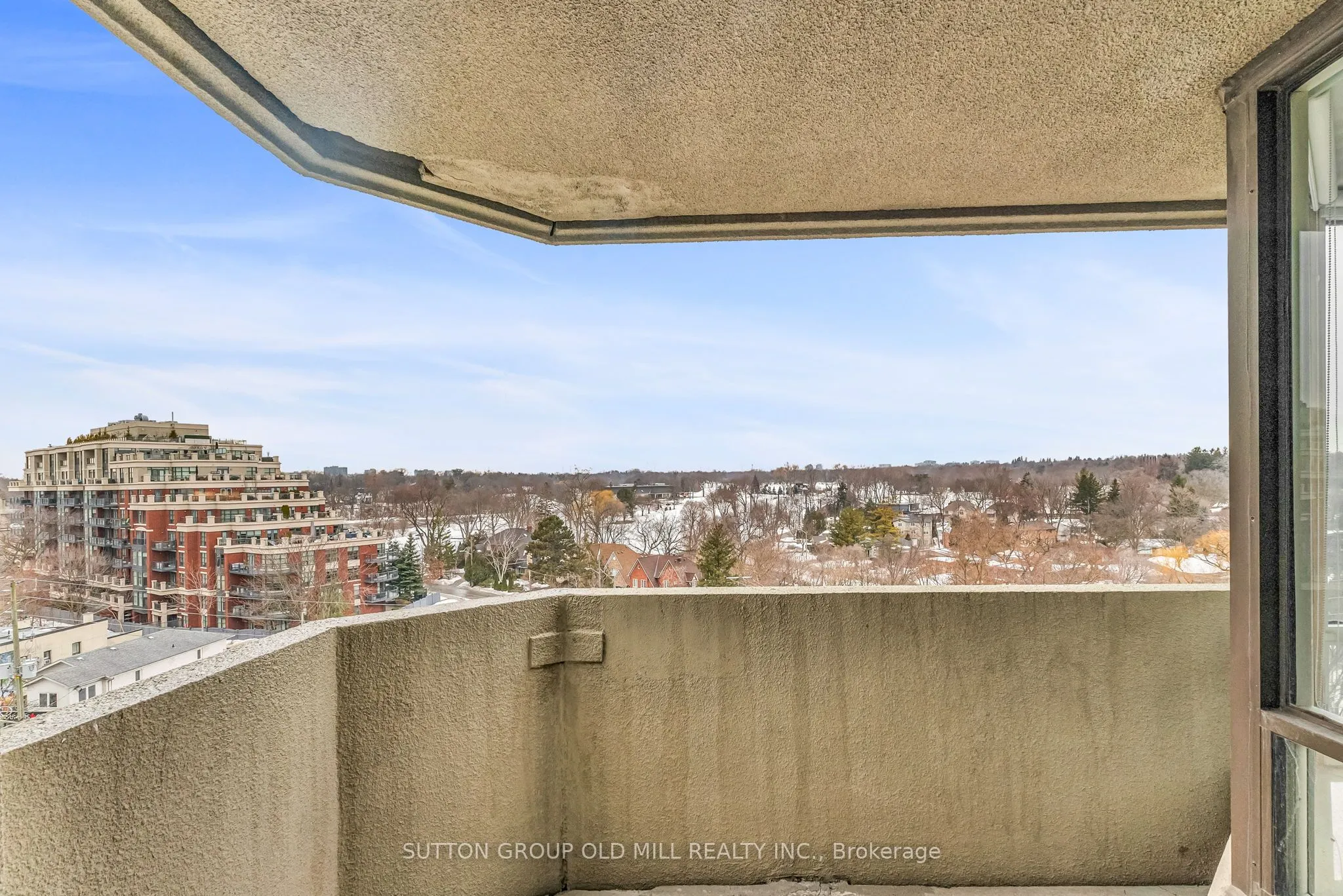 1320 Islington Avenue, #901