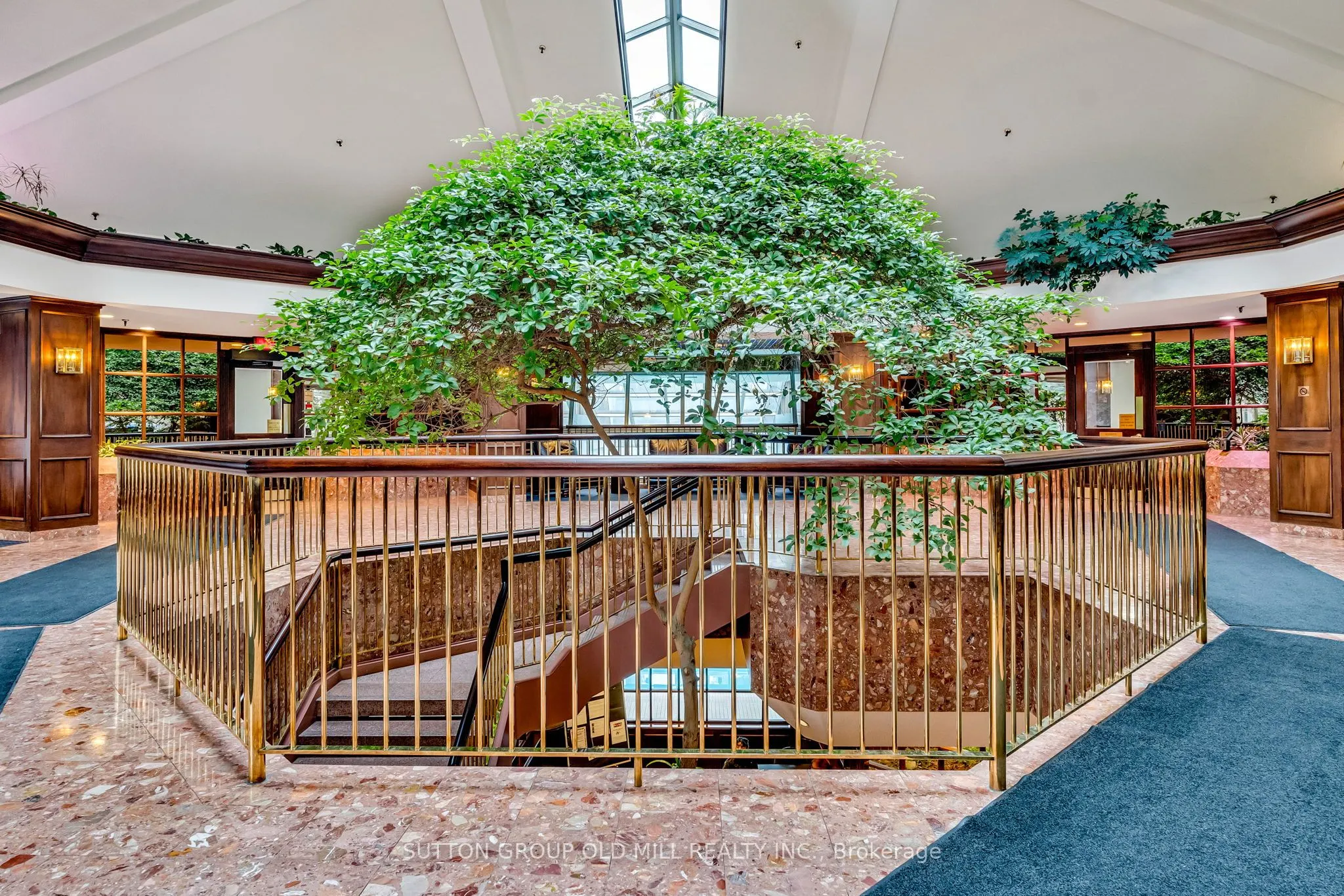 1320 Islington Avenue, #901