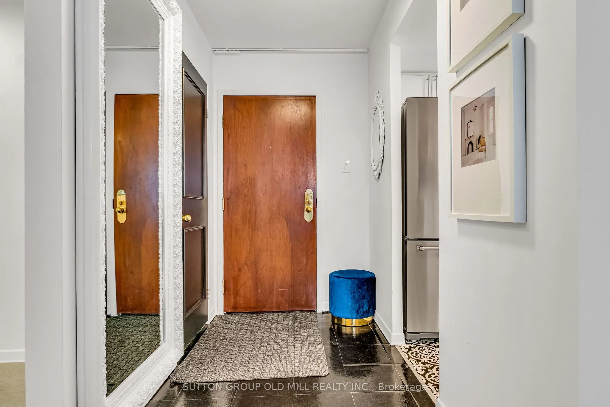 1320 Islington Avenue, #901