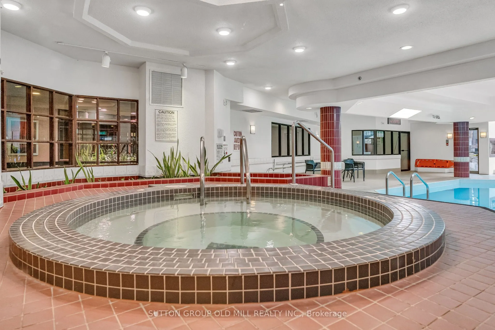 1320 Islington Avenue, #901