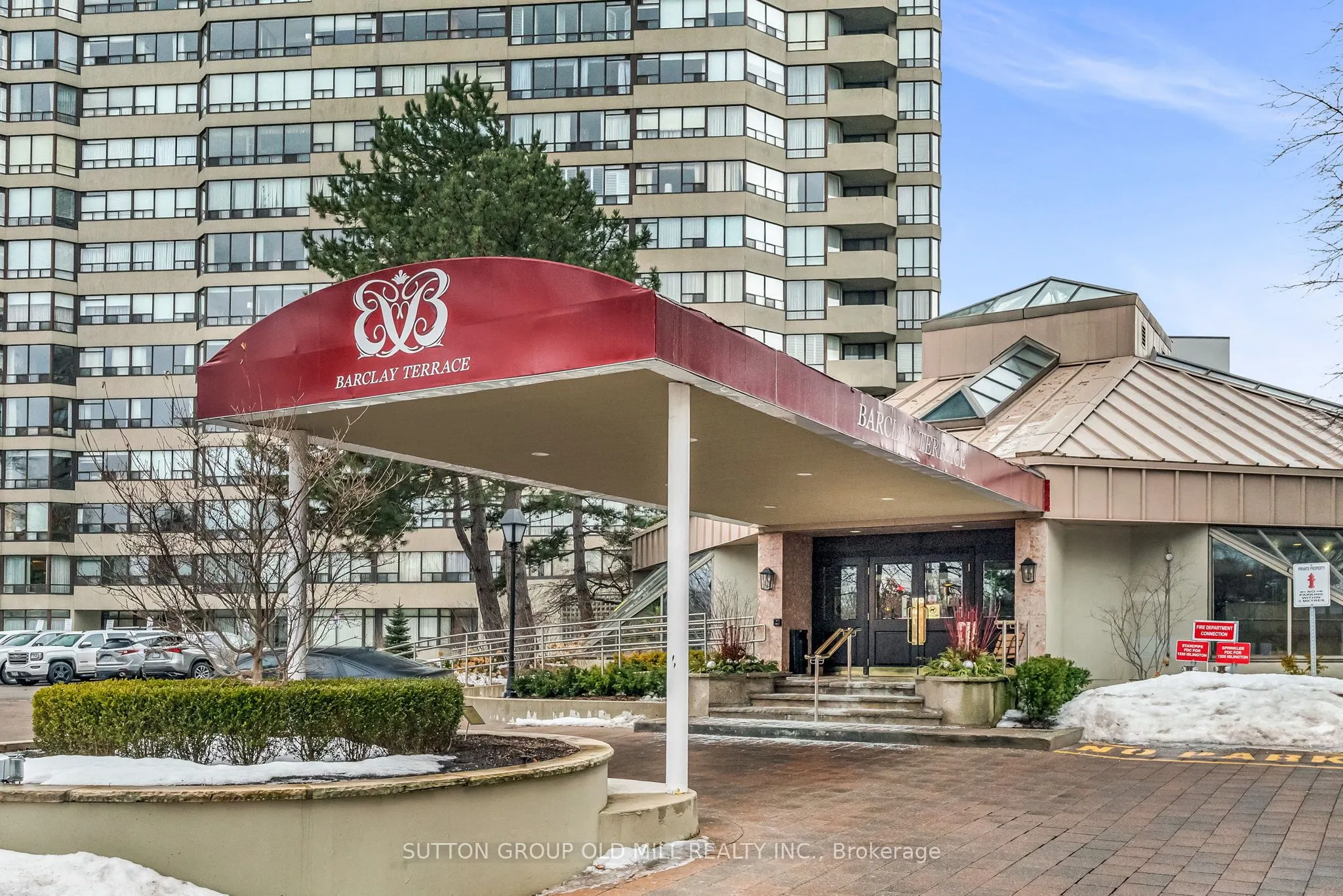 1320 Islington Avenue, #901