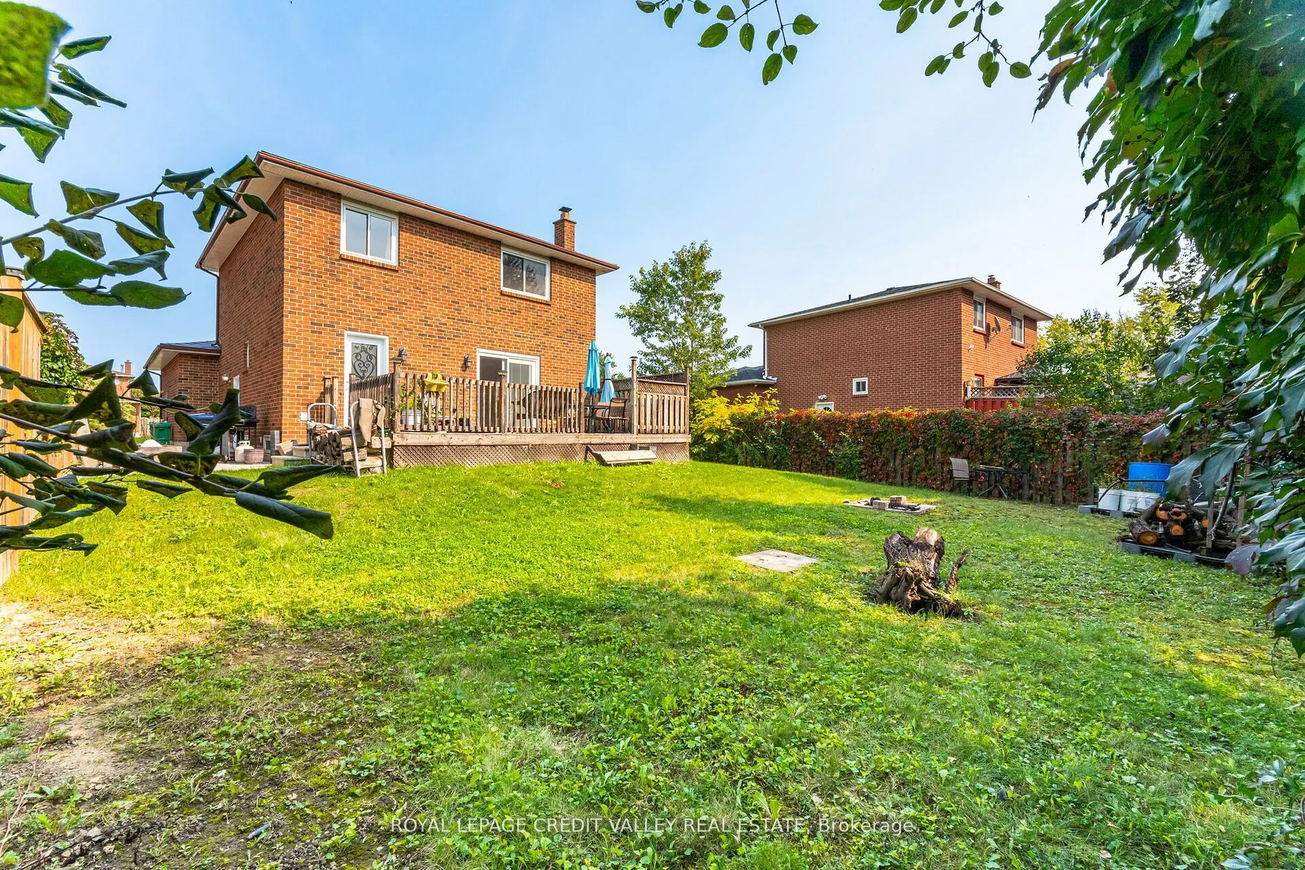 83 Fairglen Avenue