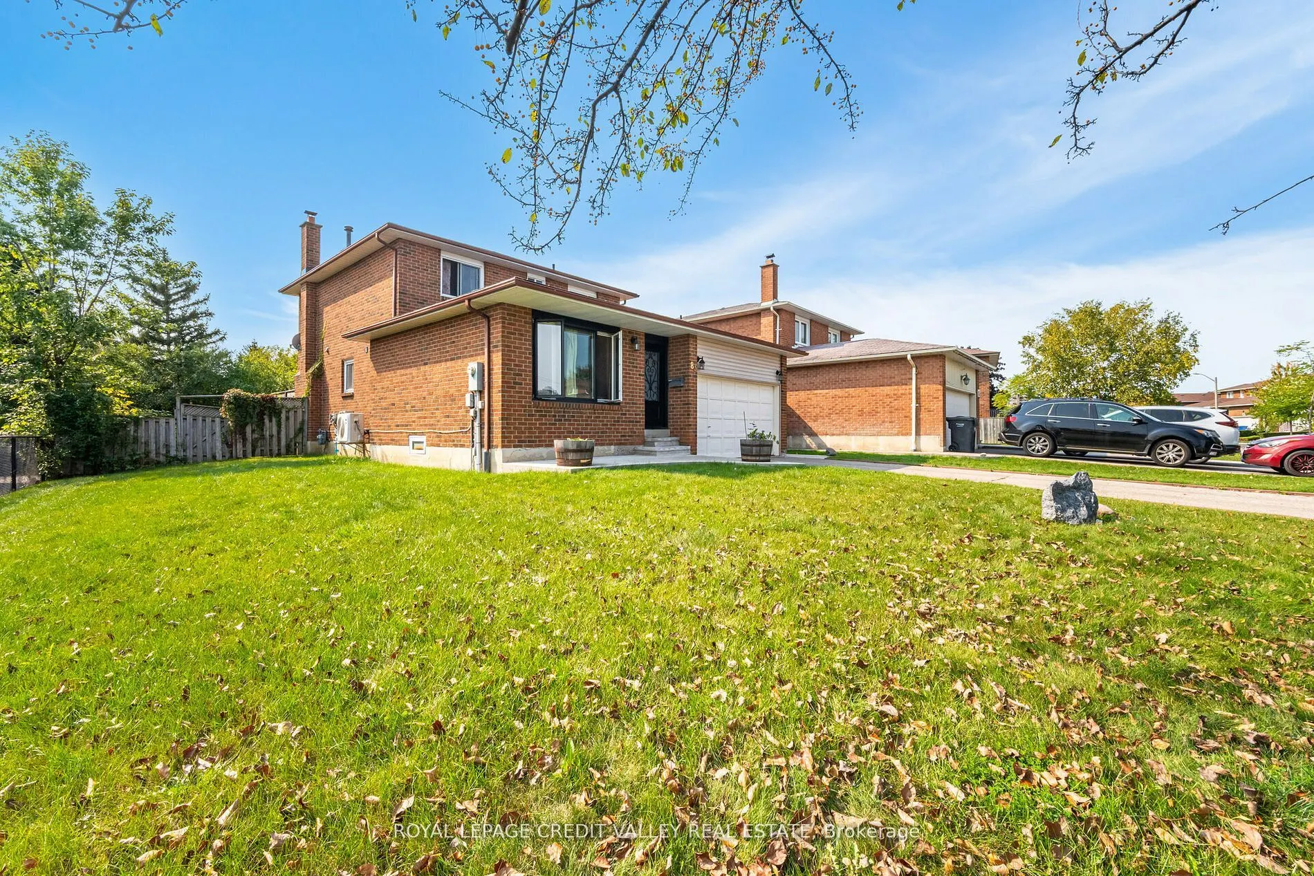 83 Fairglen Avenue