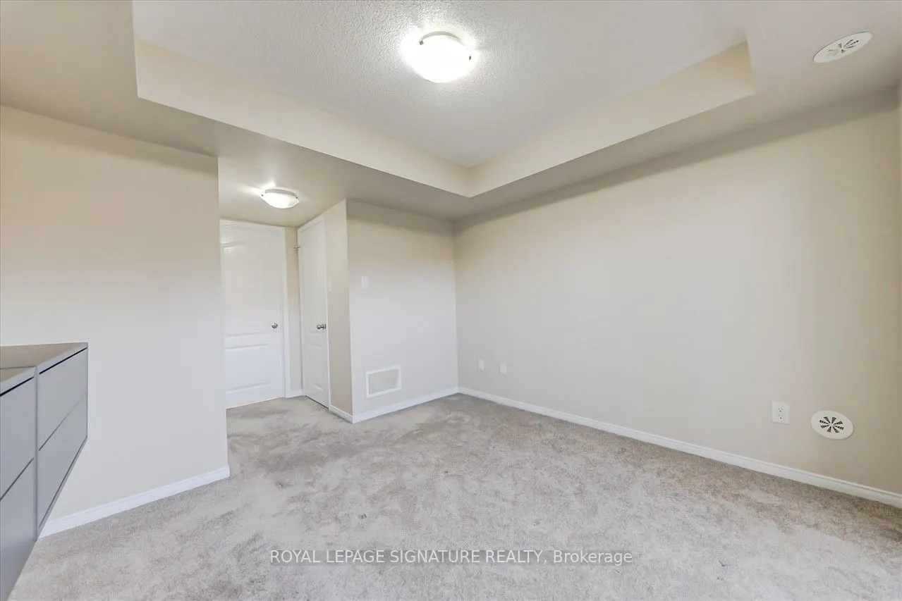 5625 Oscar Peterson Boulevard, #1