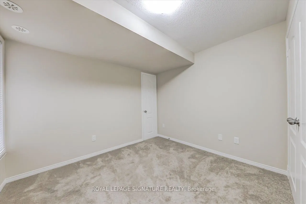5625 Oscar Peterson Boulevard, #1