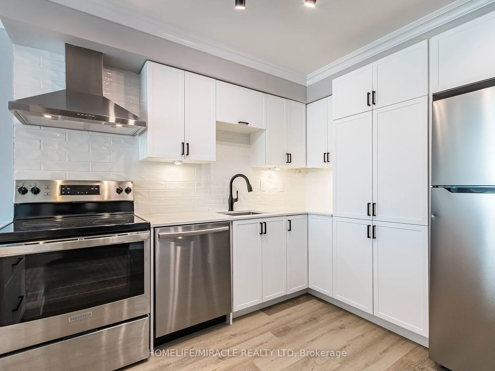 1270 Maple Crossing Boulevard, #604