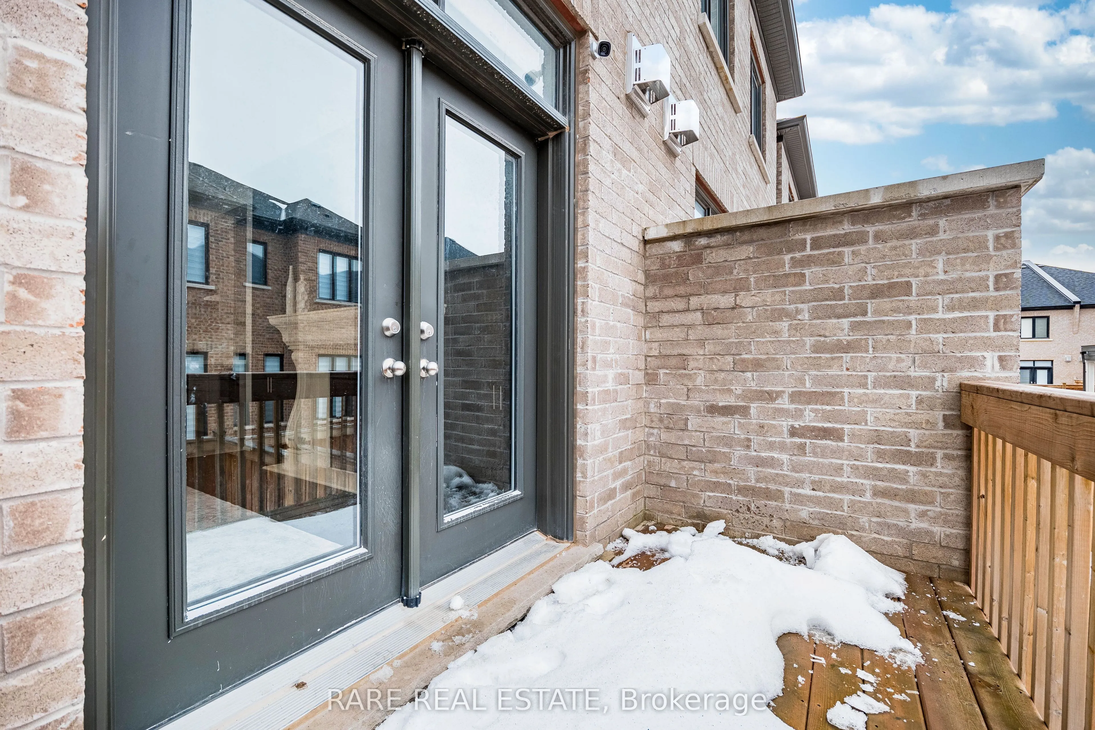 1331 Merton Road