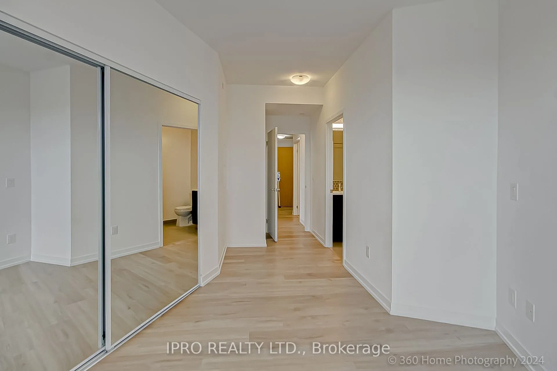 2520 Eglinton Avenue W, #1018