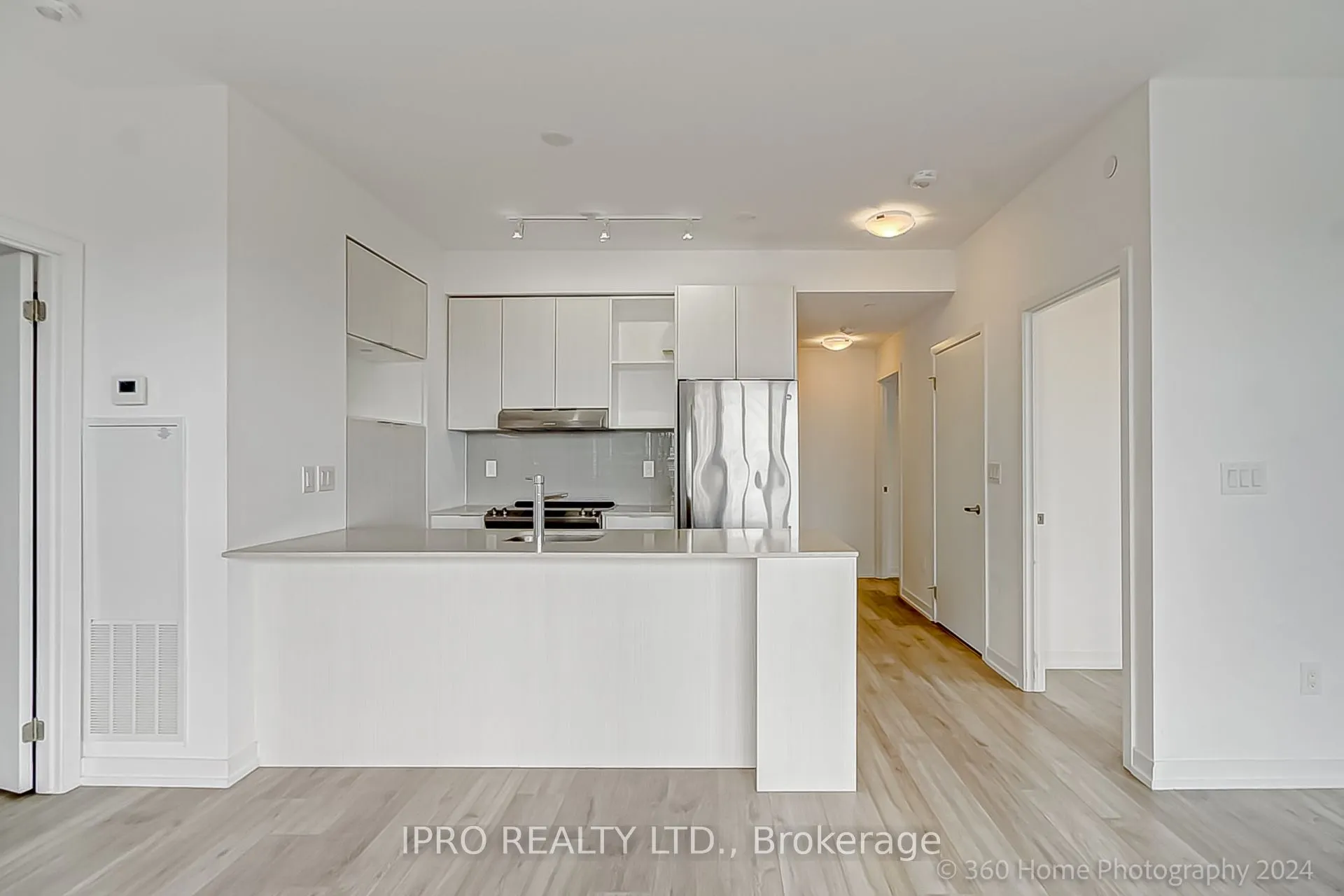 2520 Eglinton Avenue W, #1018