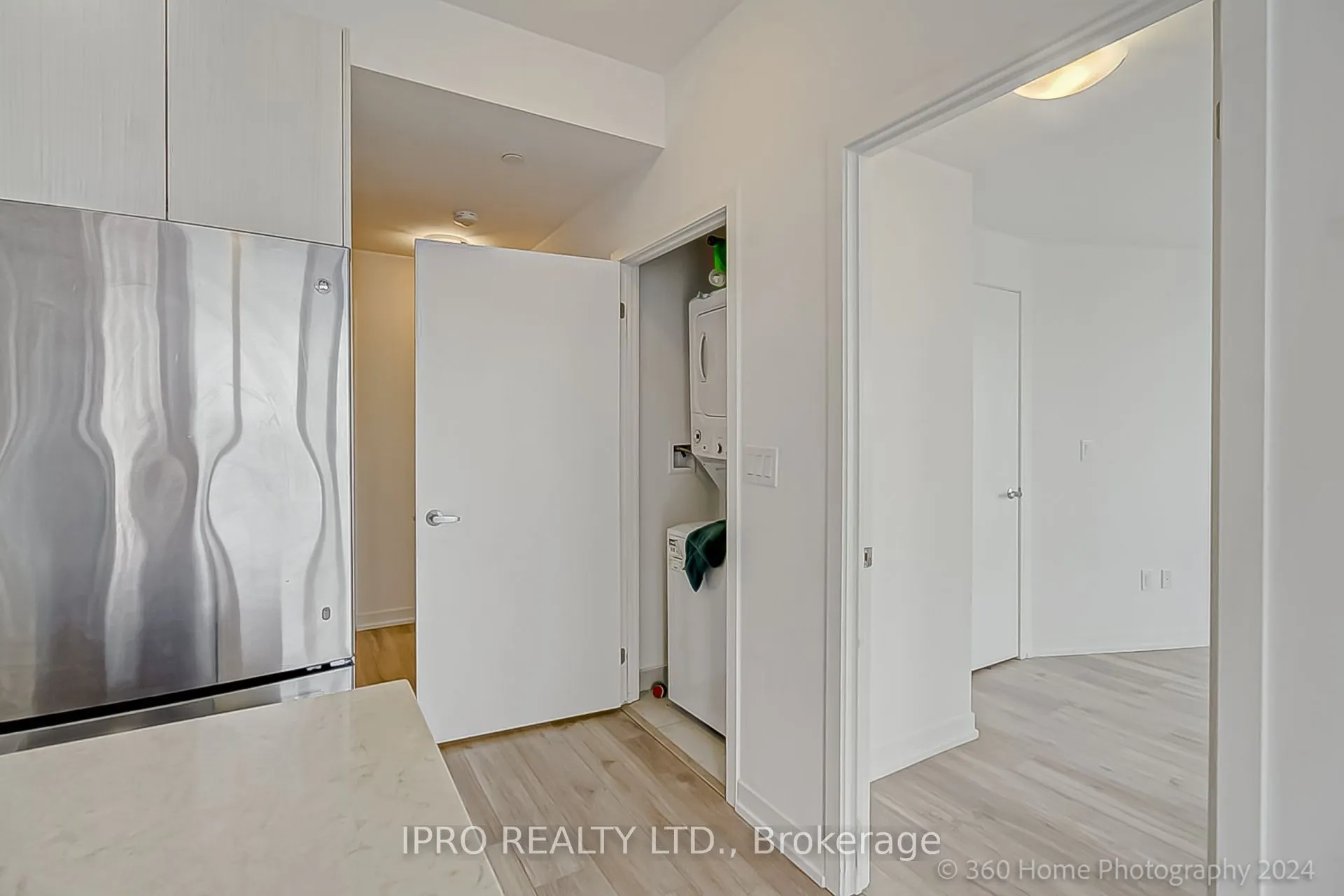 2520 Eglinton Avenue W, #1018