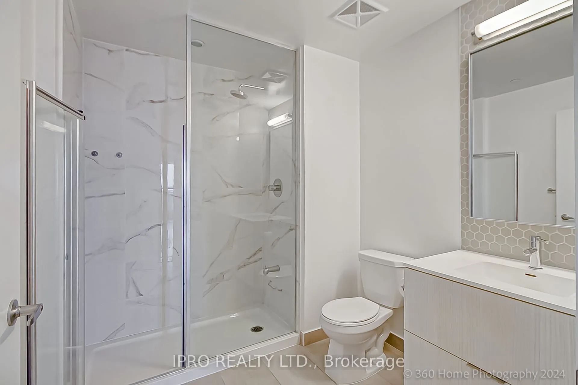 2520 Eglinton Avenue W, #1018