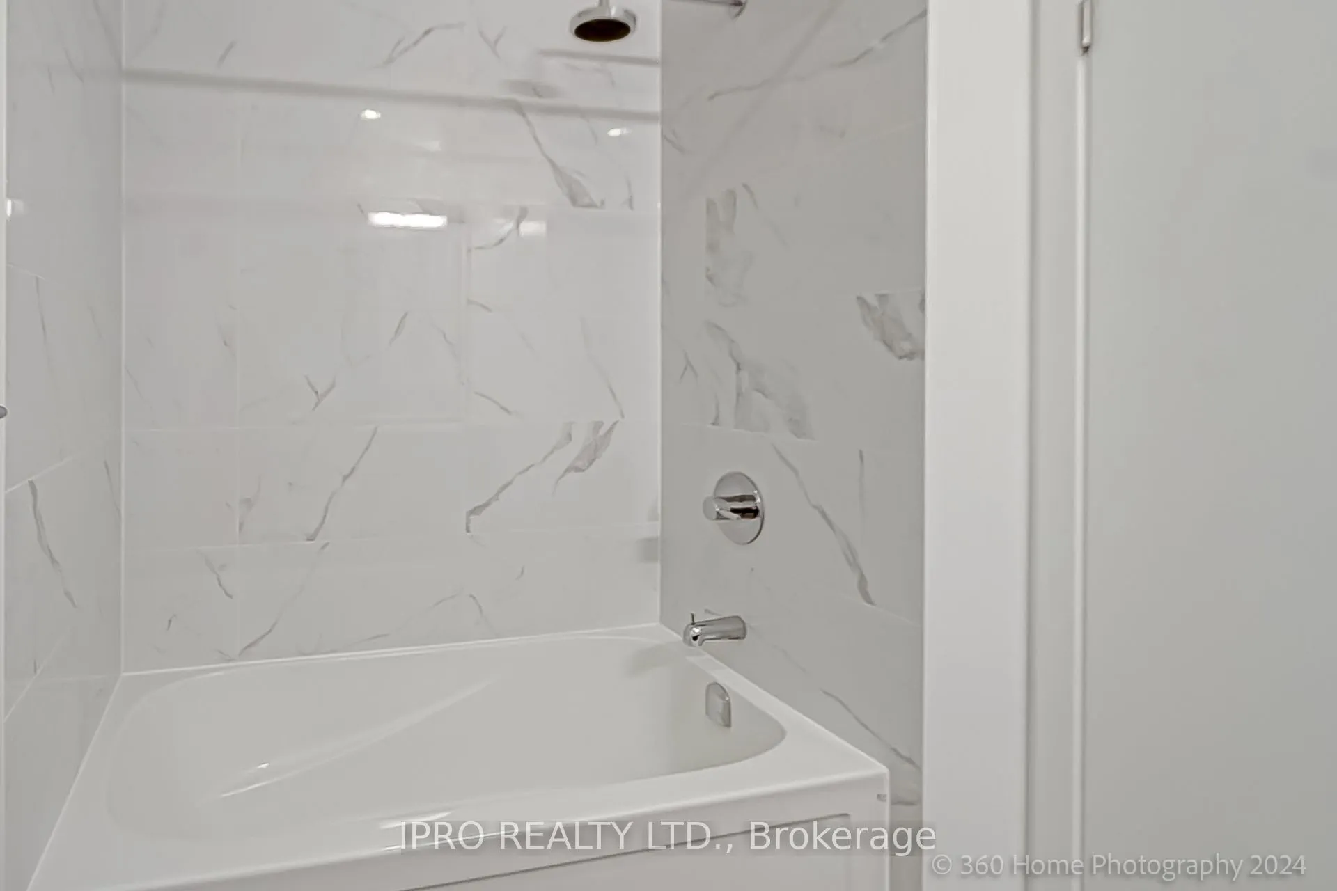 2520 Eglinton Avenue W, #1018