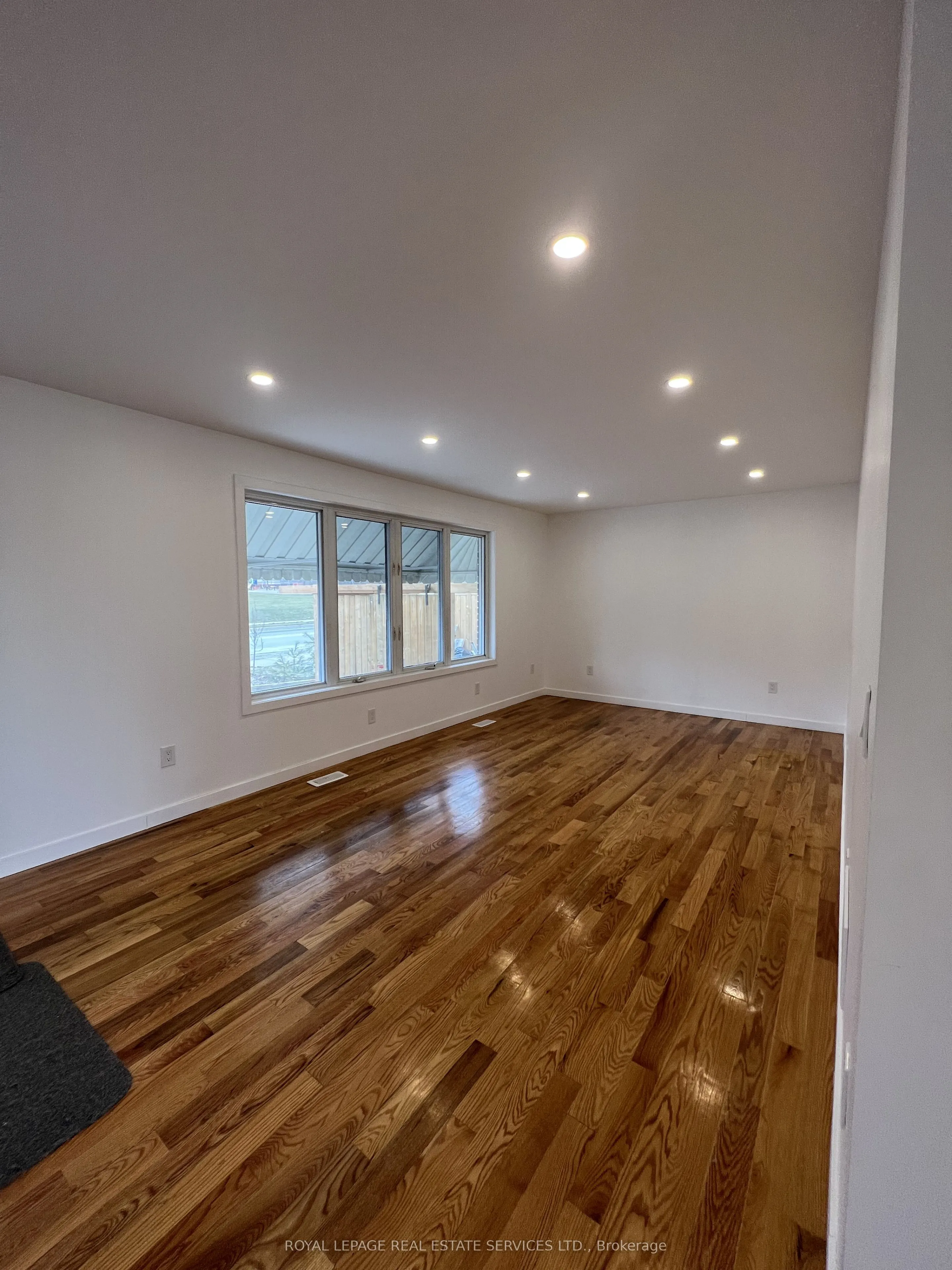 2202 Mount Forest Drive, #Upper Level
