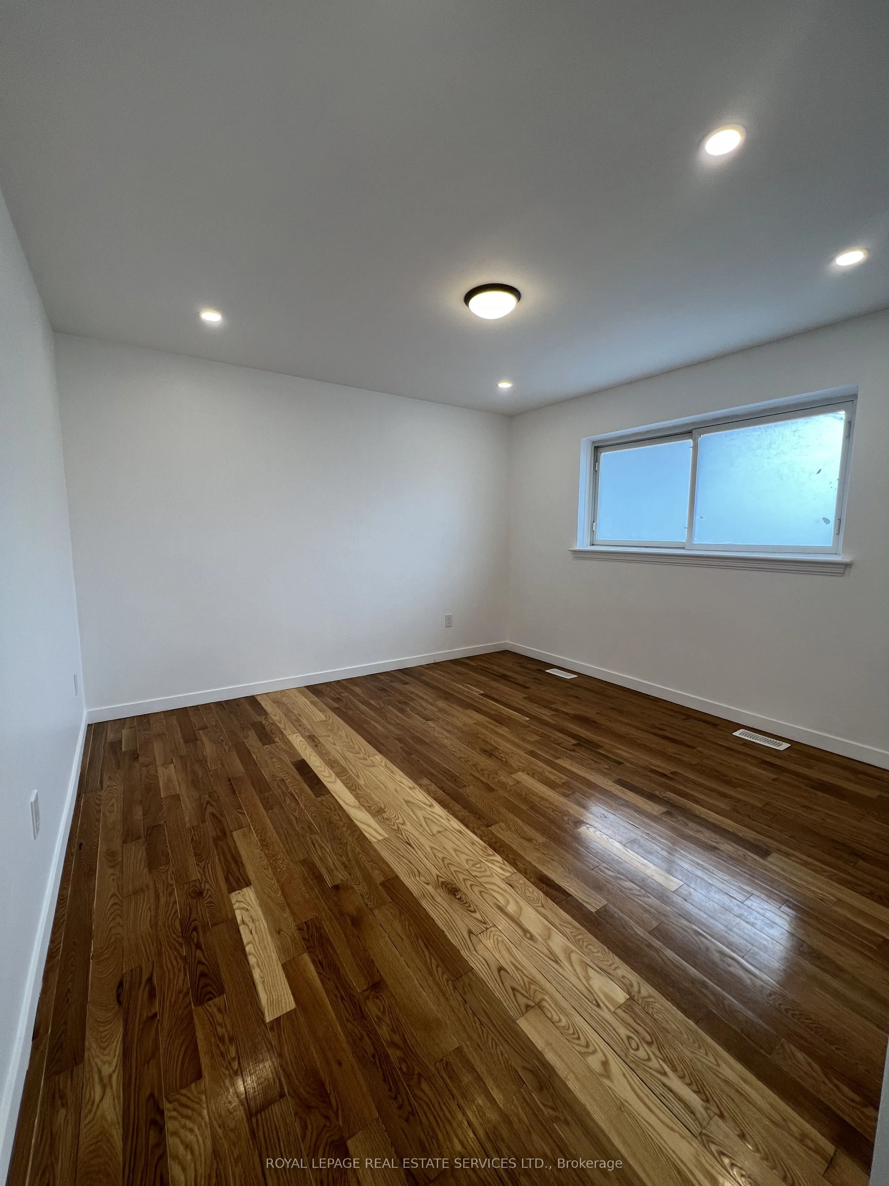 2202 Mount Forest Drive, #Upper Level