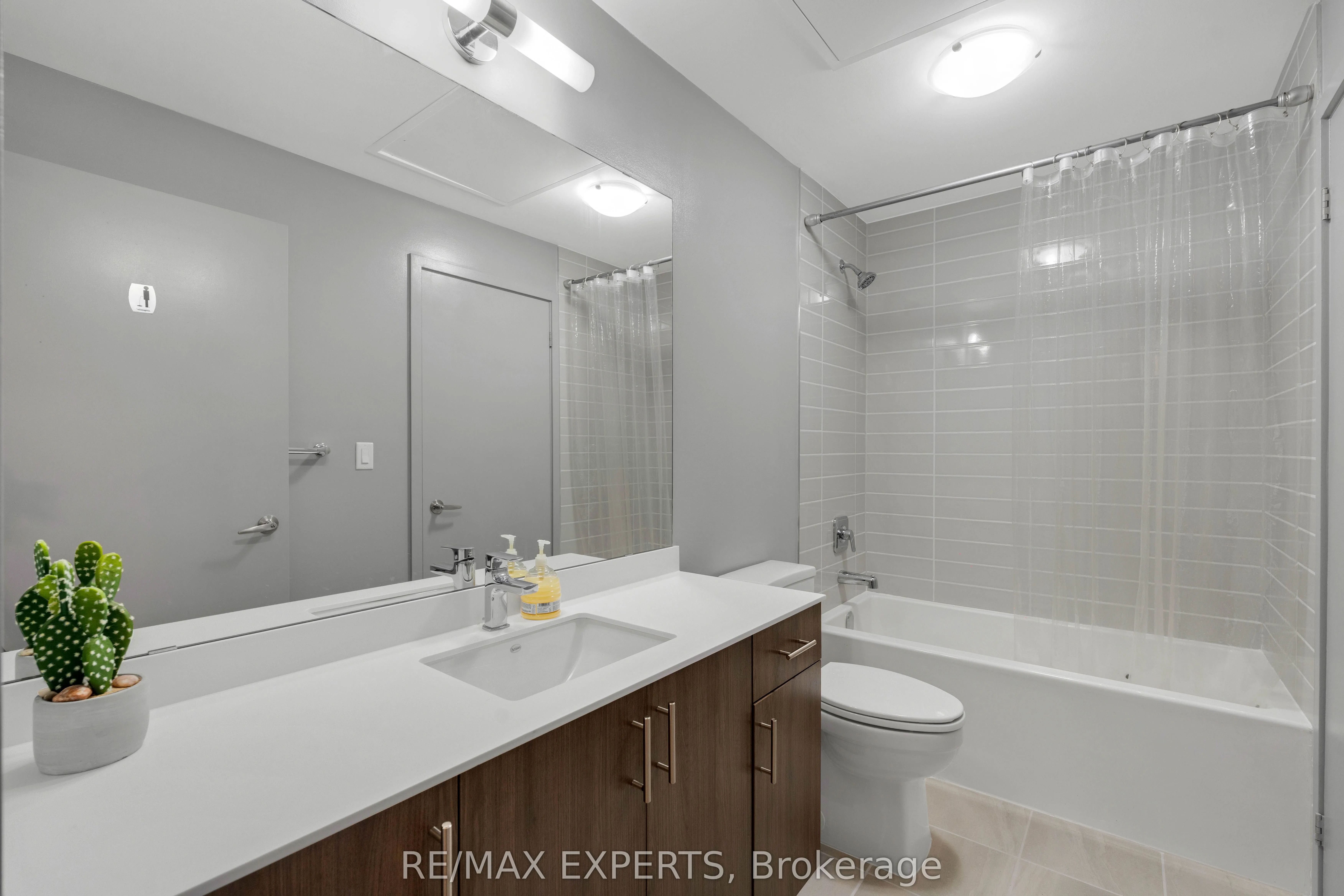 210 Sabina Drive, #208