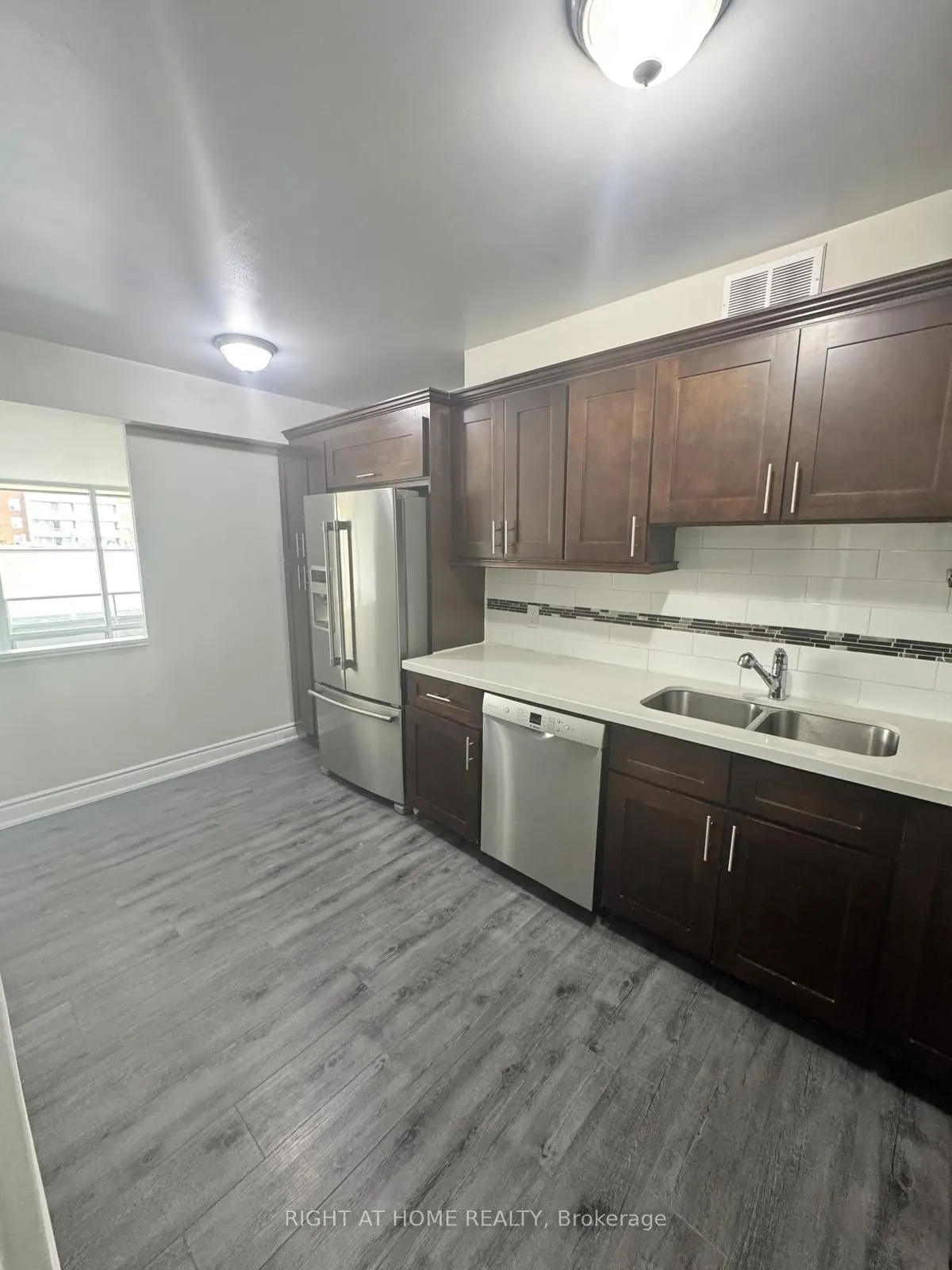 9 Four Winds Drive, #408
