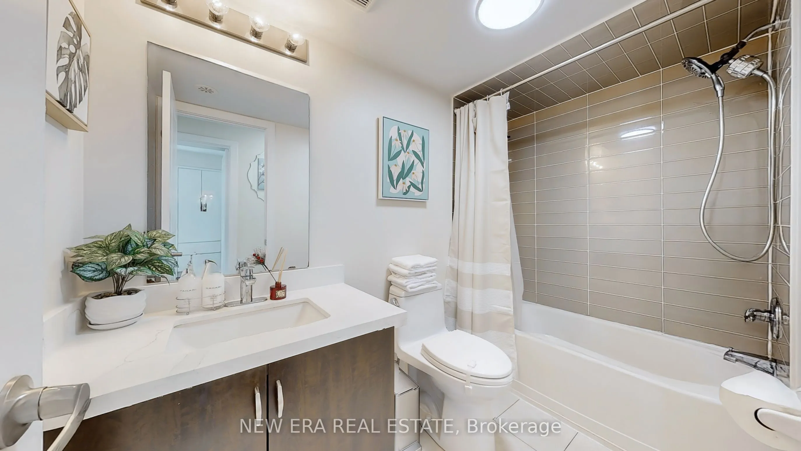 2335 Sheppard Avenue W, #34