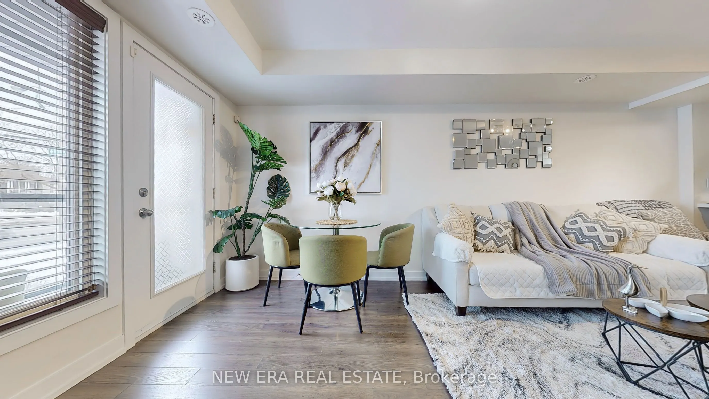 2335 Sheppard Avenue W, #34