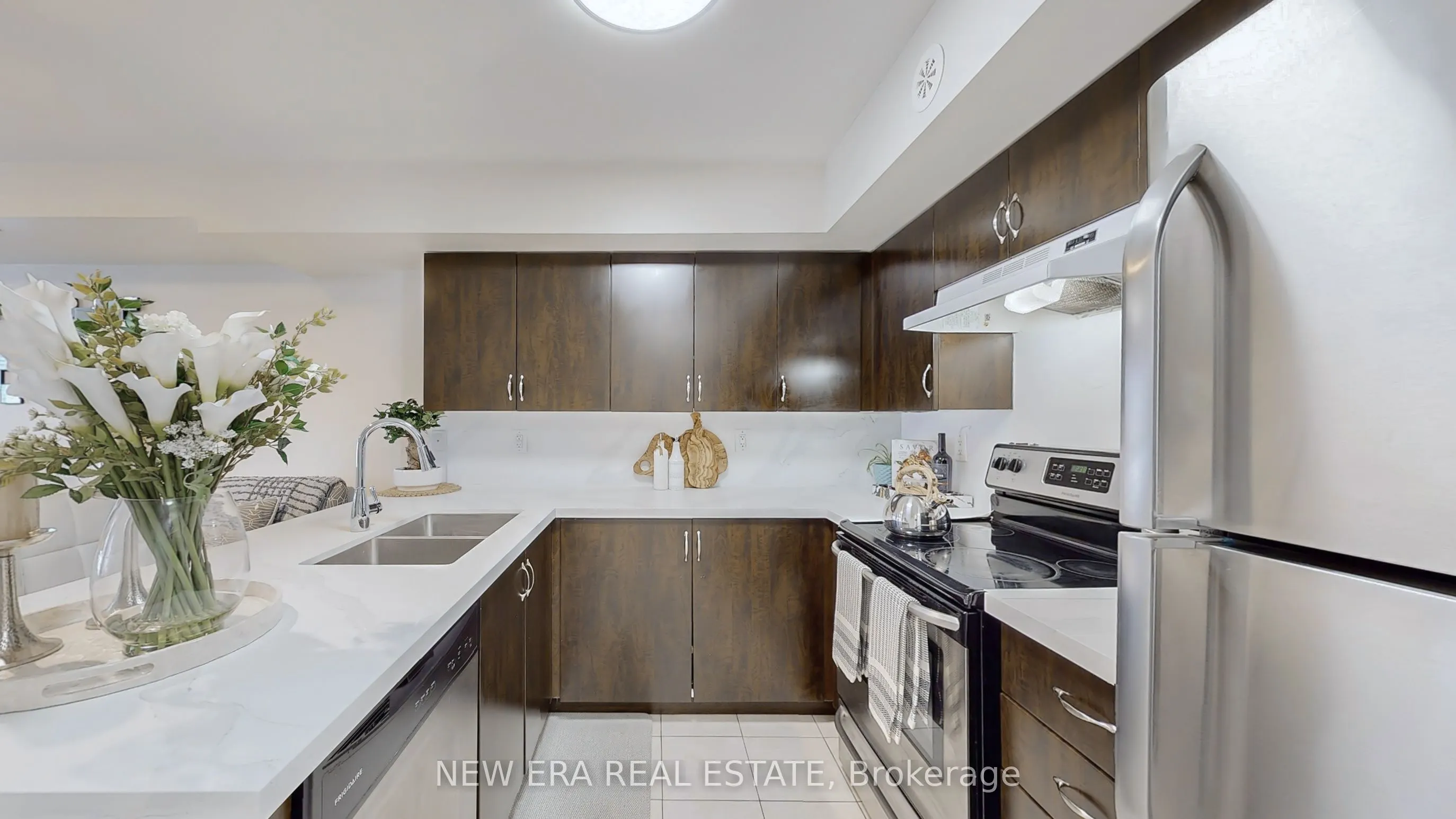 2335 Sheppard Avenue W, #34
