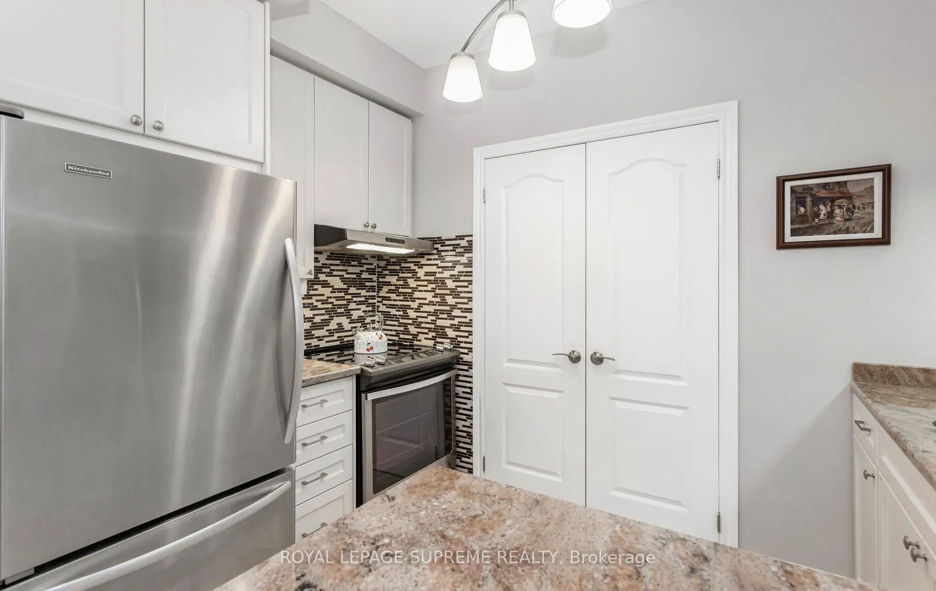 2 Aberfoyle Crescent, #411