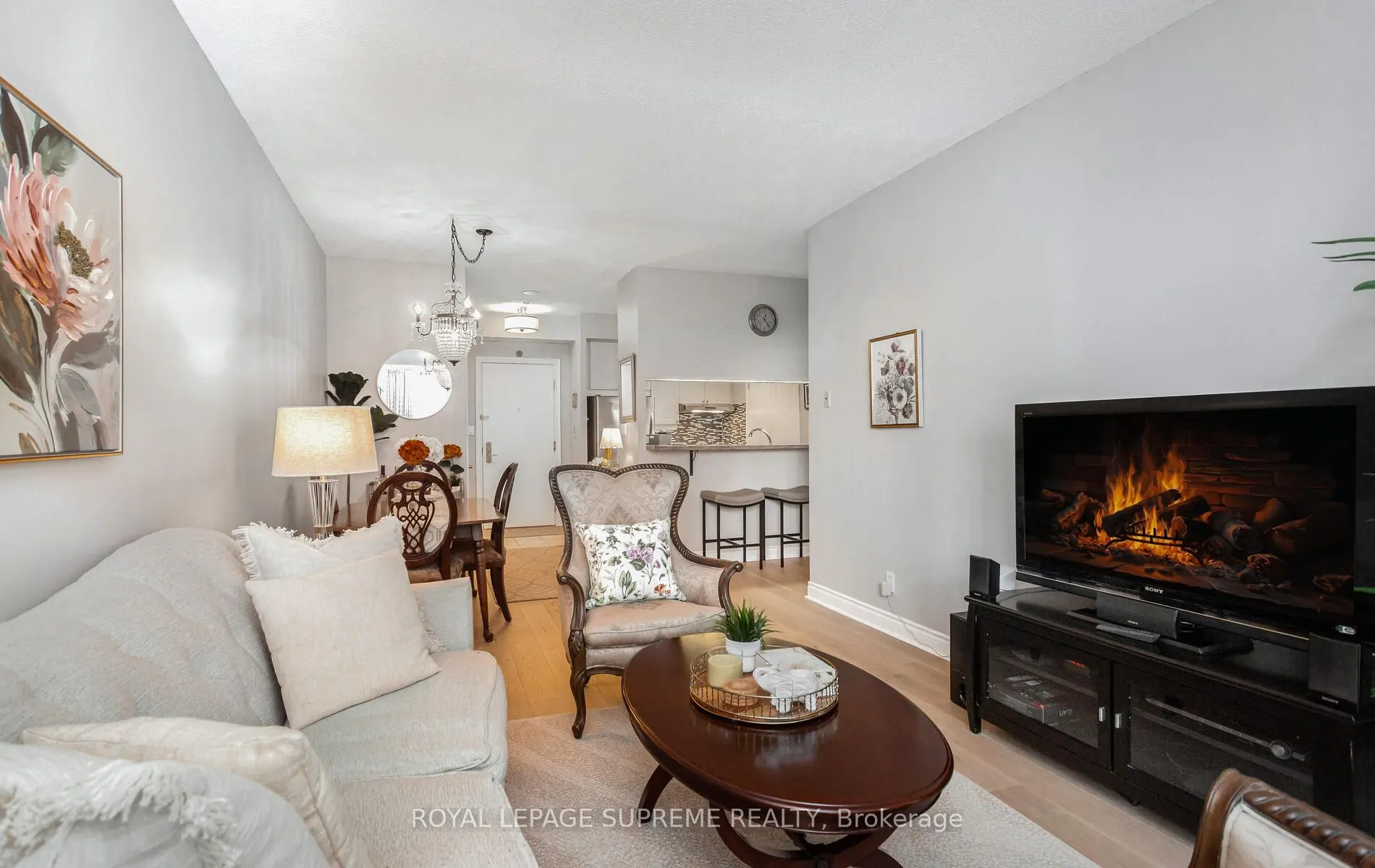2 Aberfoyle Crescent, #411