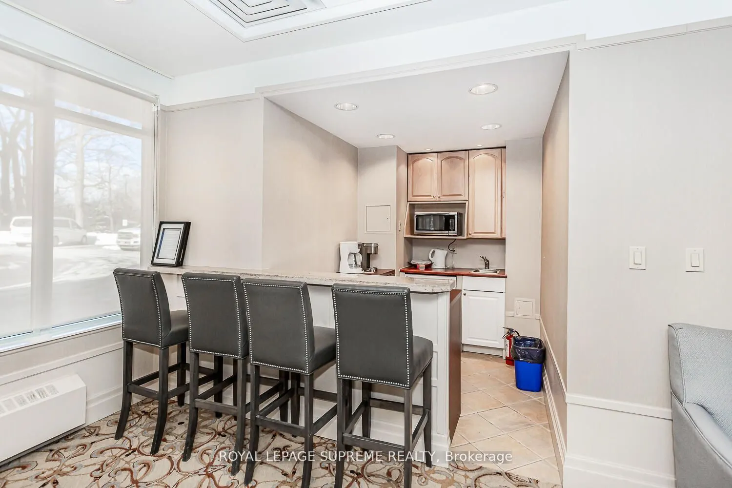2 Aberfoyle Crescent, #411
