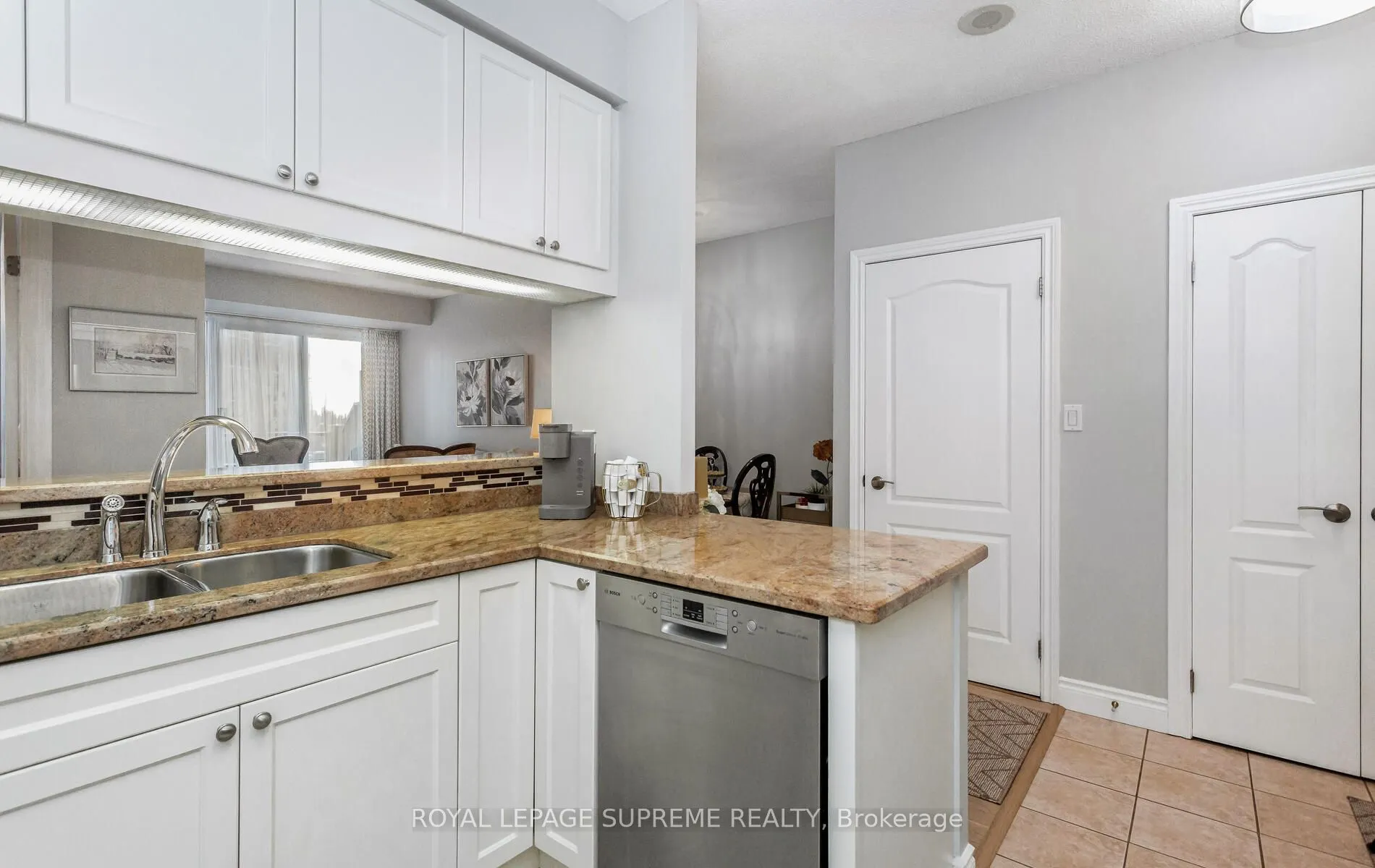 2 Aberfoyle Crescent, #411
